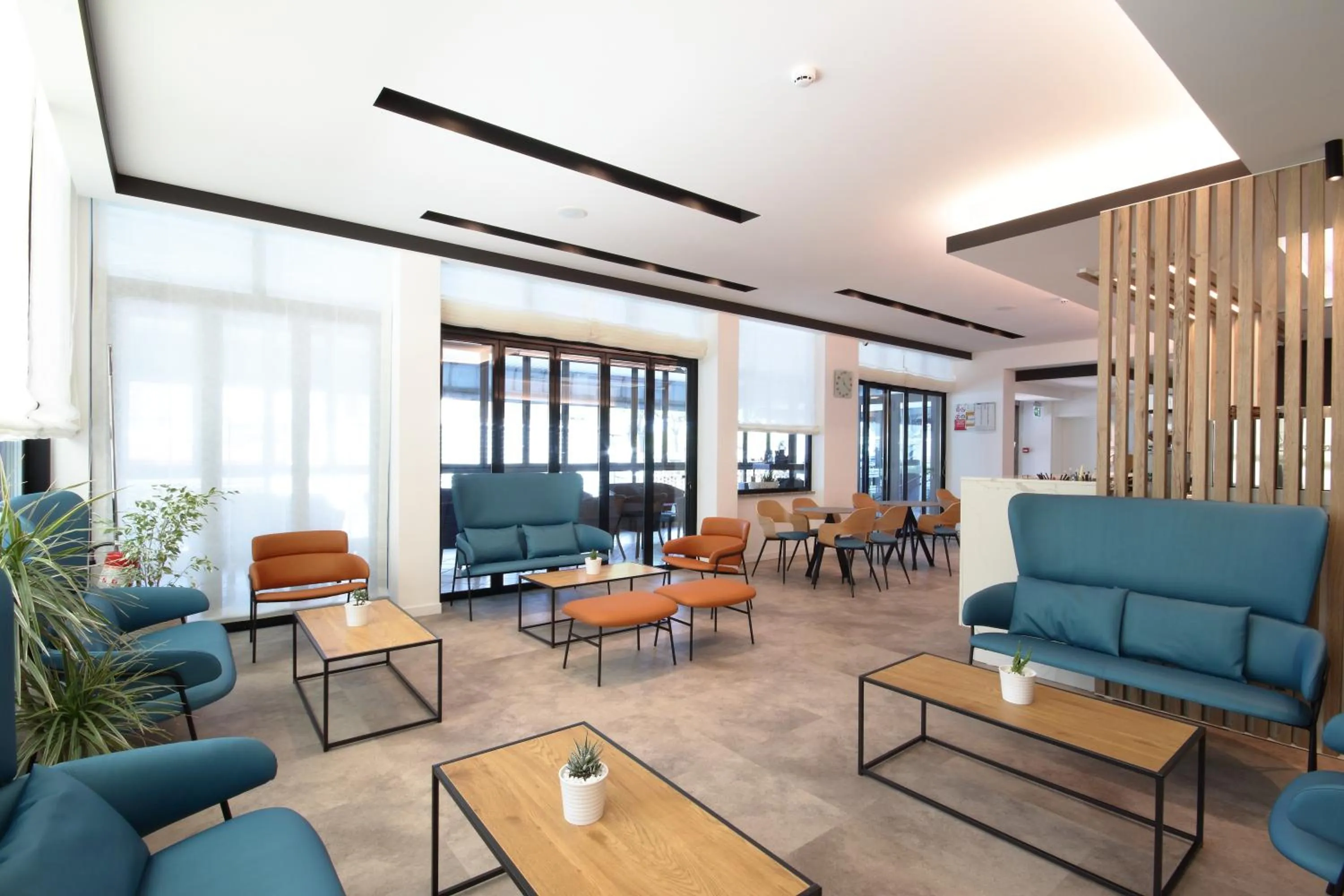 Communal lounge/ TV room in Hotel Toledo