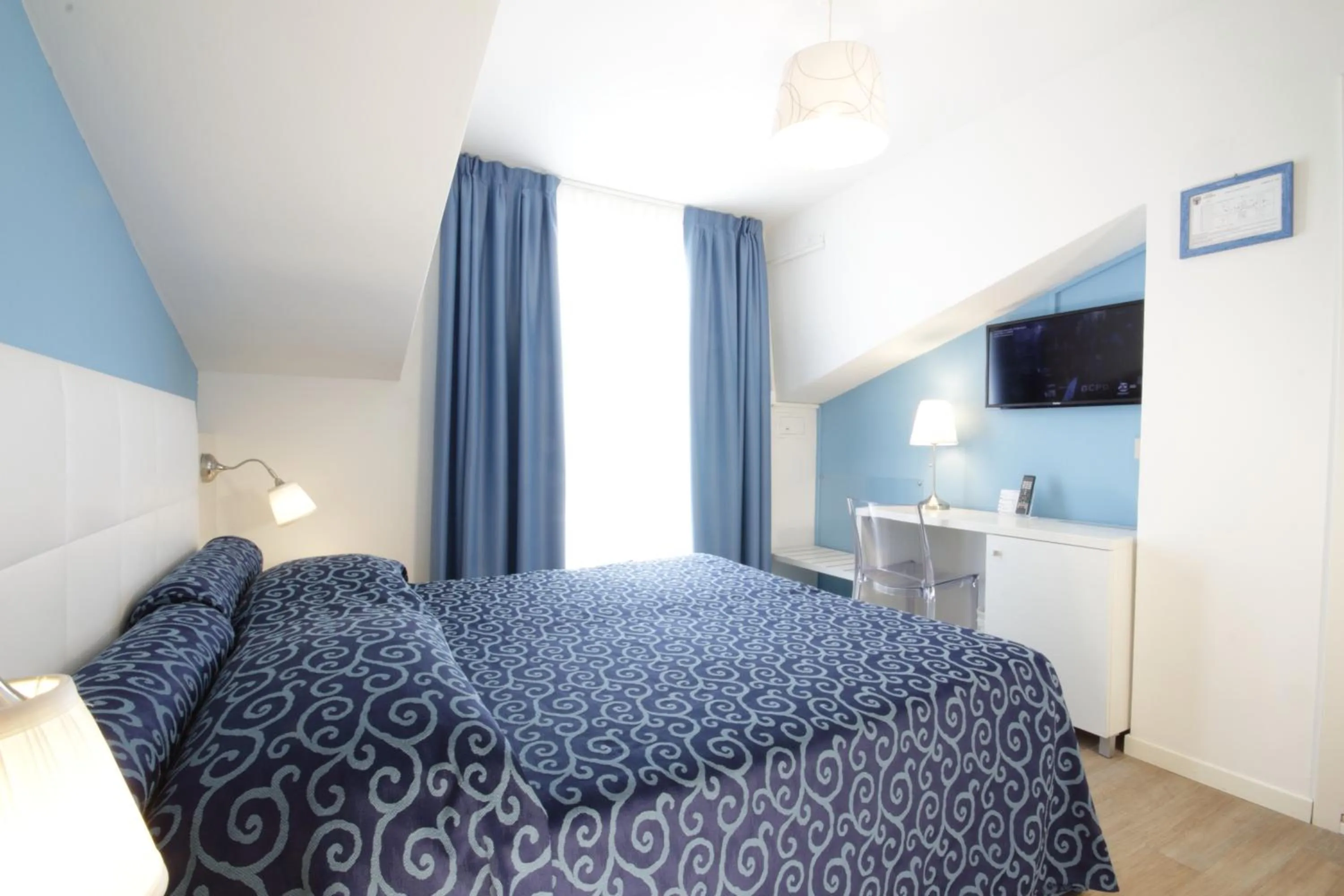 Bedroom, Bed in Hotel Toledo