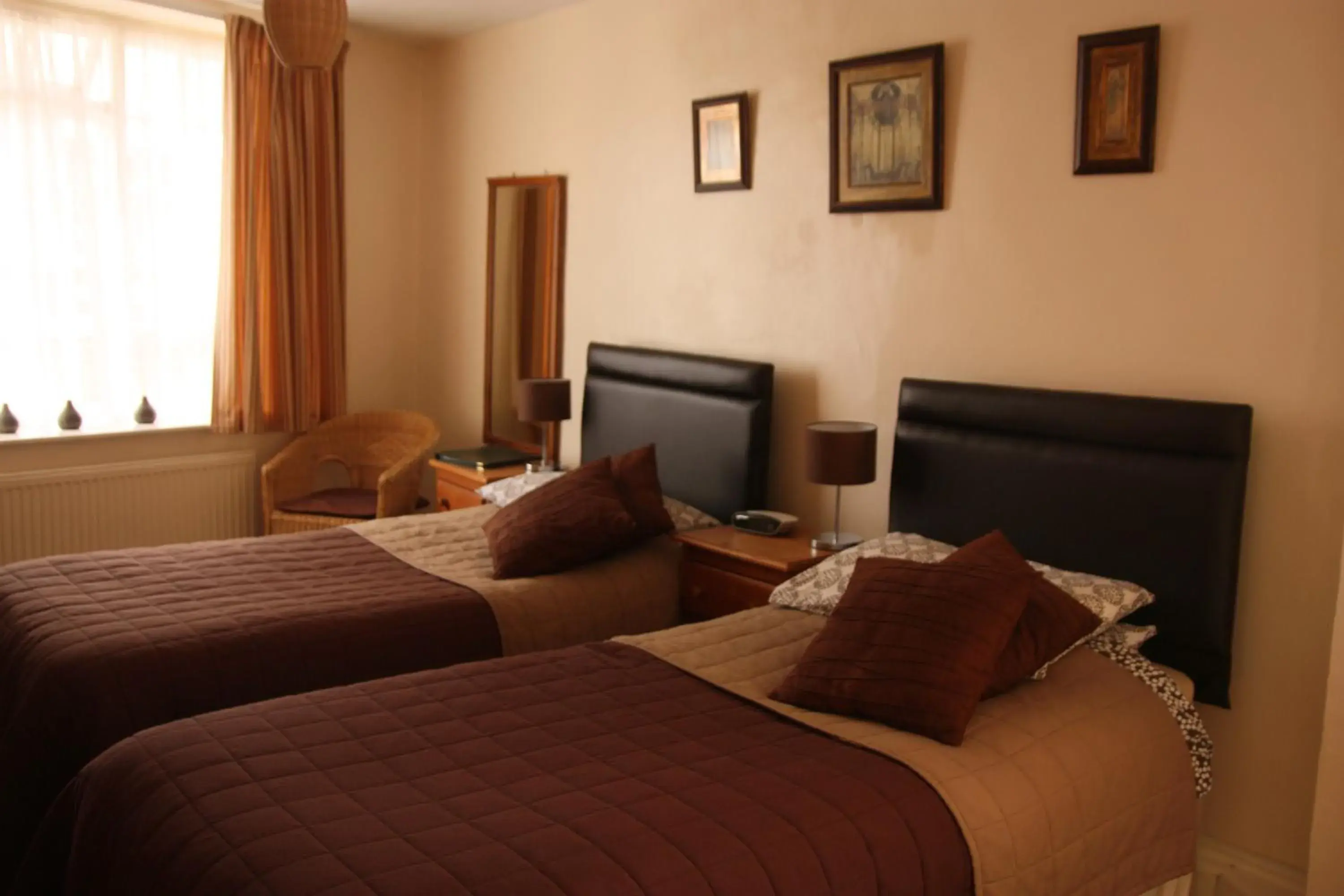 Twin Room in The Horseshoe Guesthouse Twin Room in The Horseshoe Guesthouse
