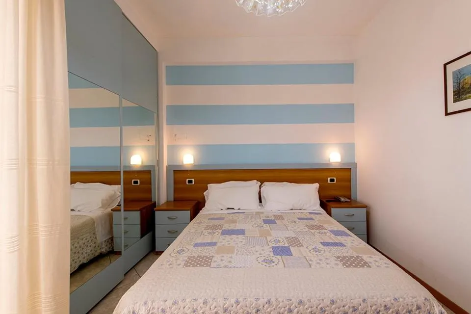 Bed in Hotel Le Soleil