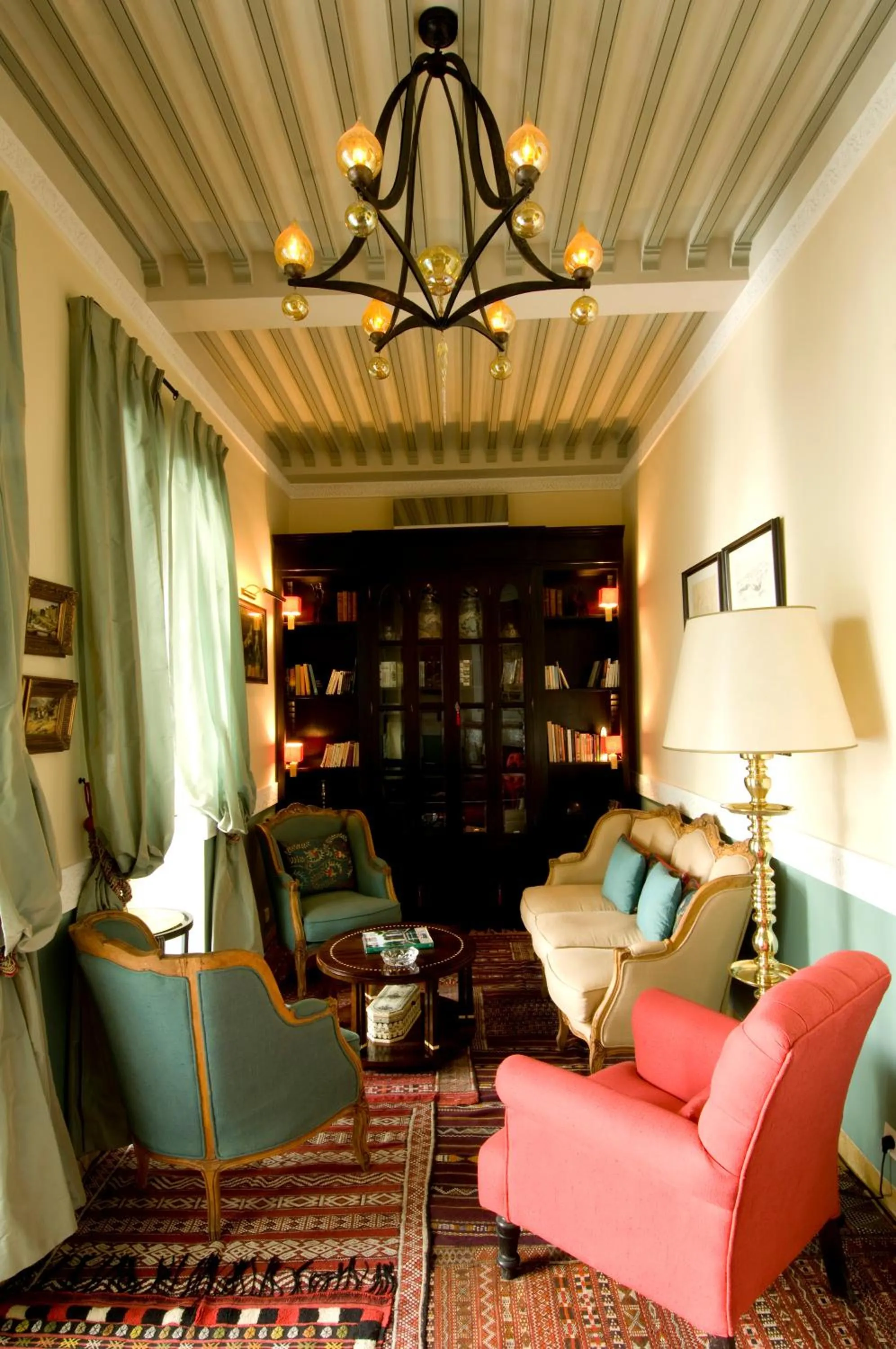 Communal lounge/ TV room in Riad Idra