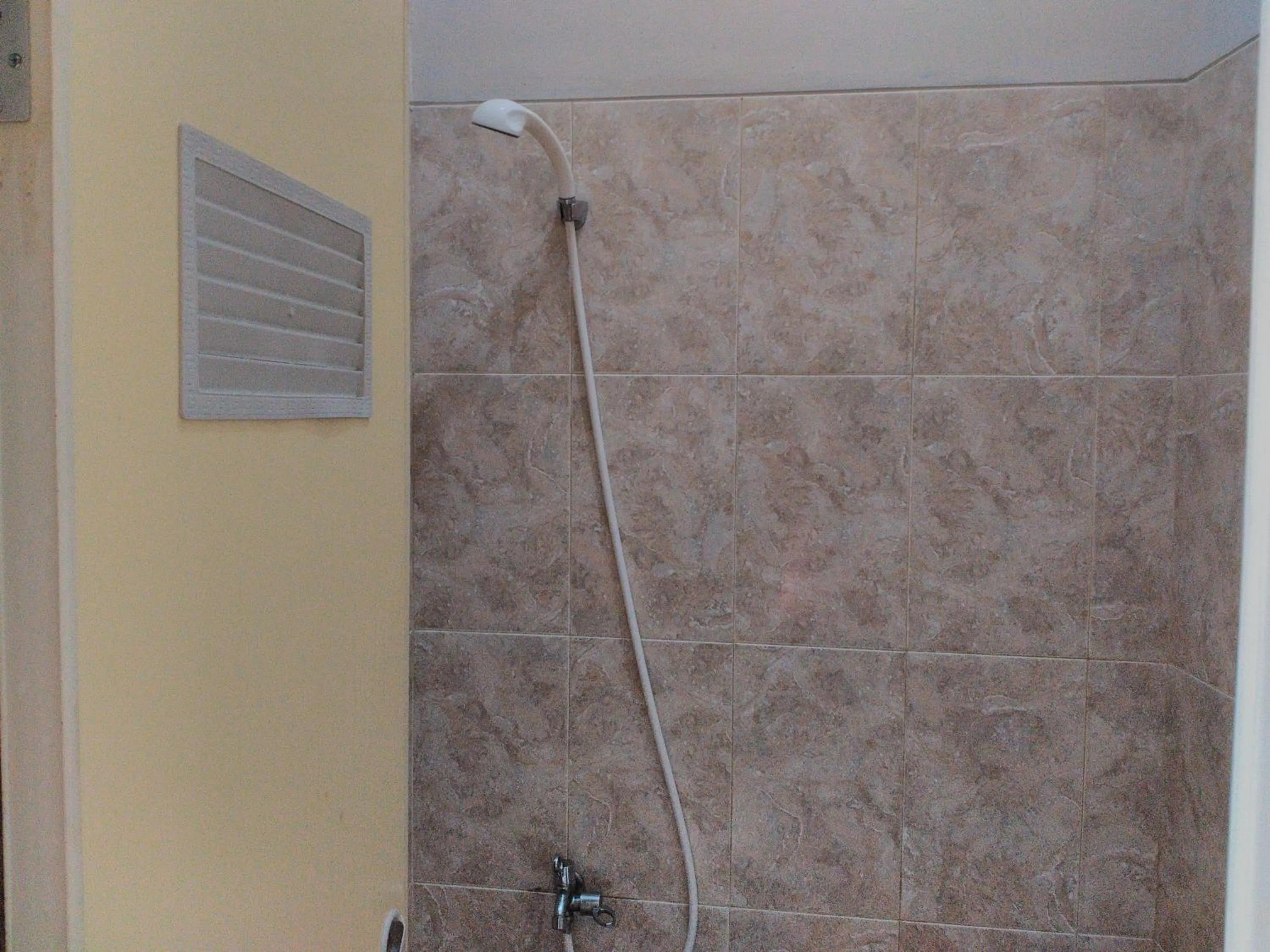 Bathroom in Nabila Syar'i Guest House