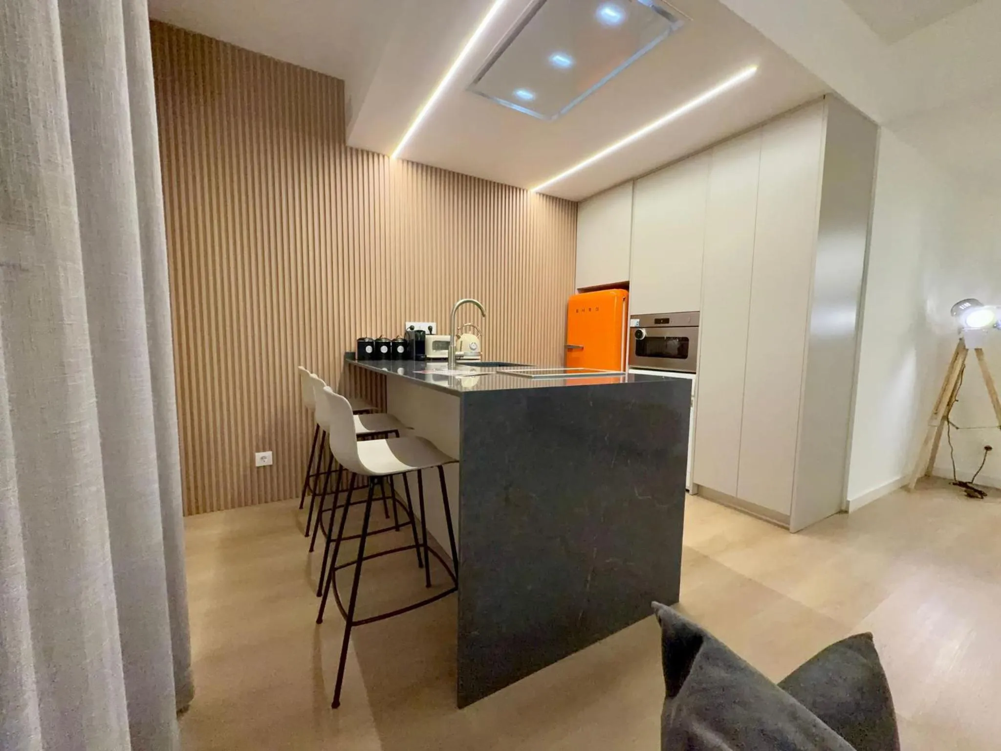 BarcelonaForRent Sant Pau Suite