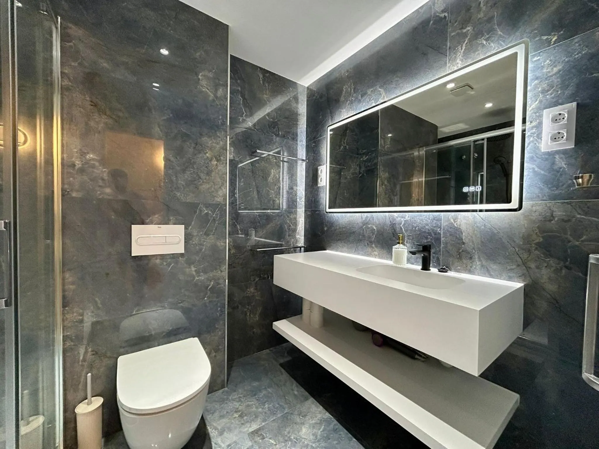 BarcelonaForRent Sant Pau Suite