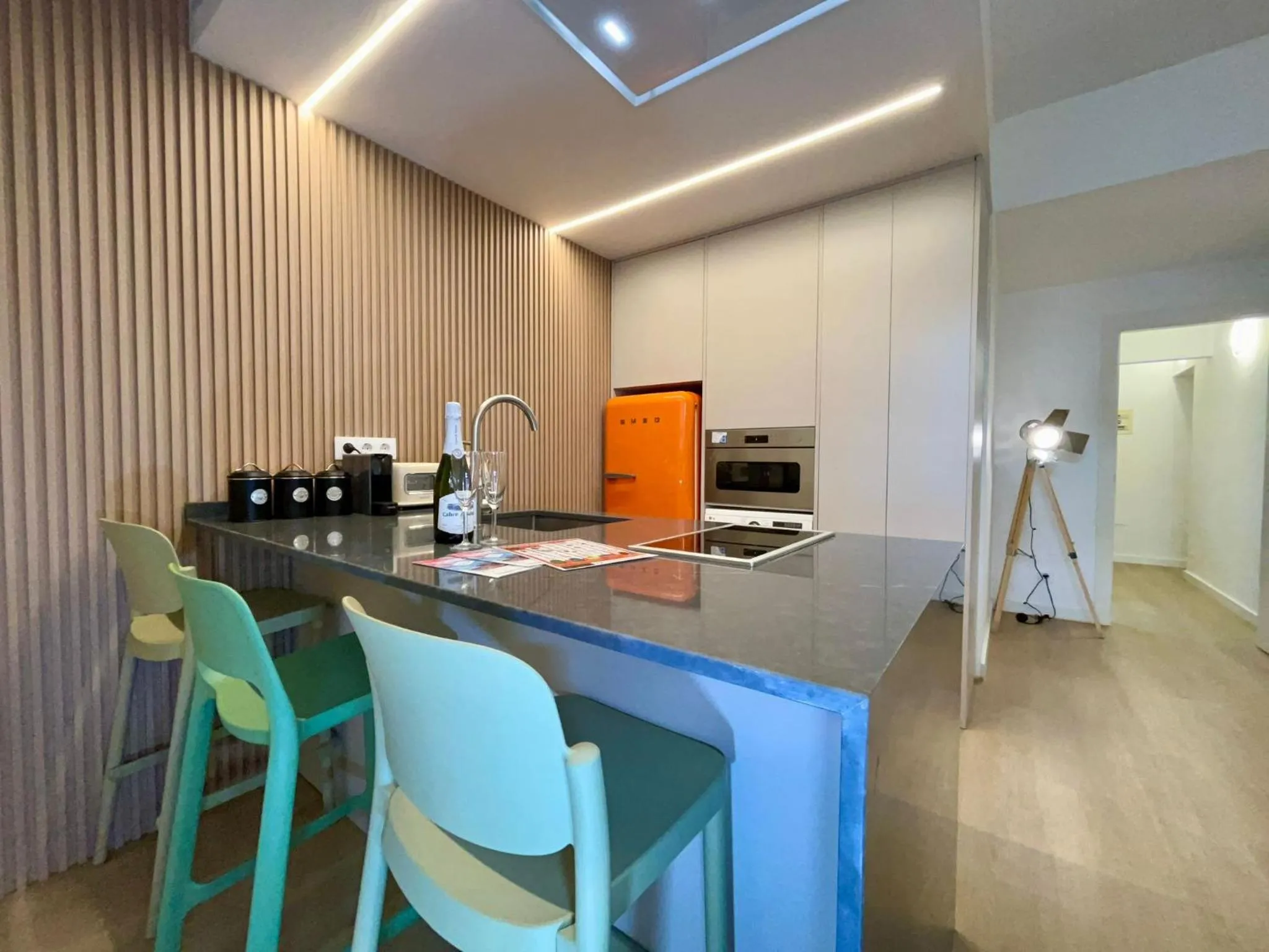 BarcelonaForRent Sant Pau Suite
