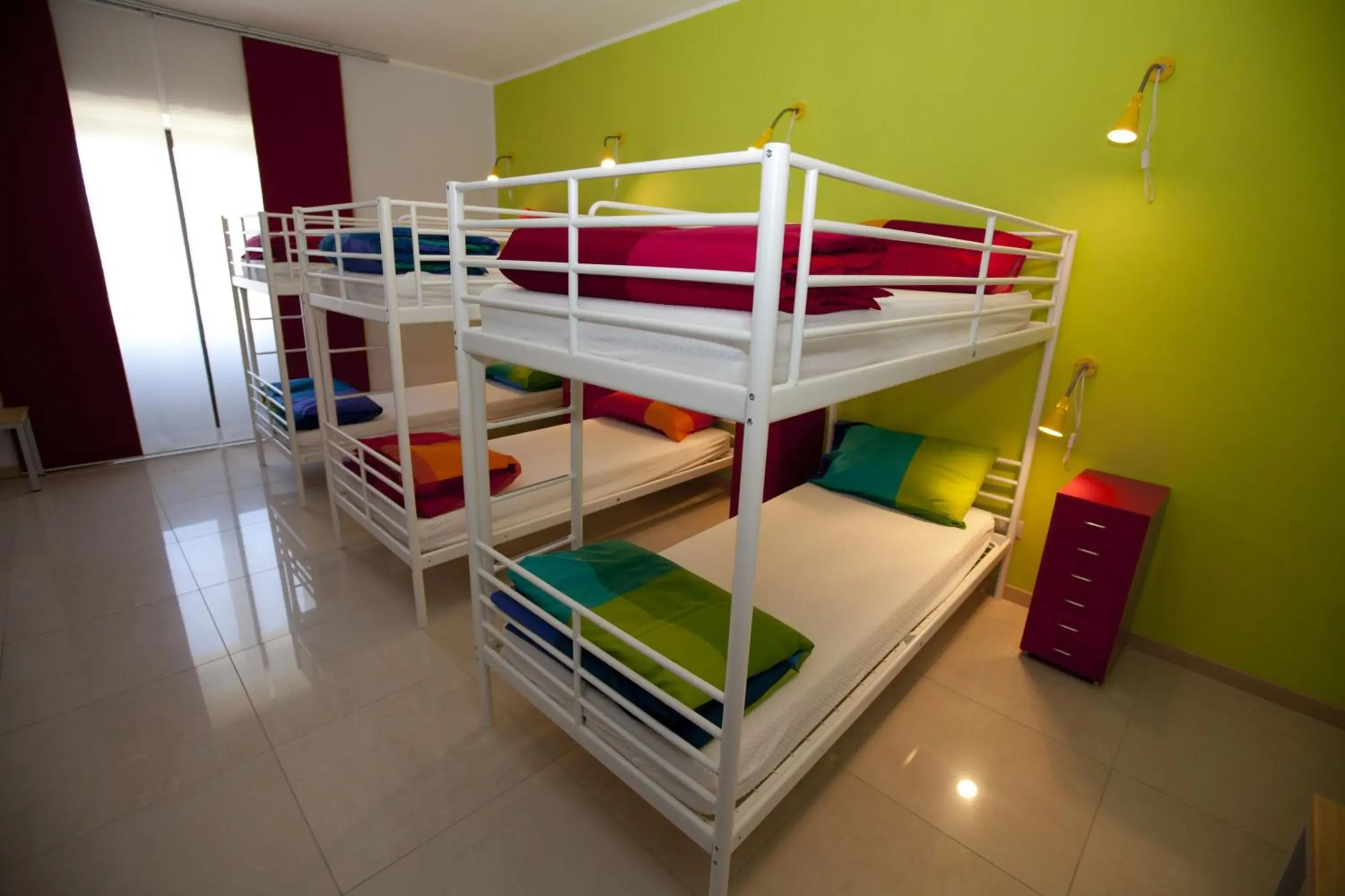 Bed in 8-Bed Mixed Dormitory Room in Sicily Rooms Enna Bed in 8-Bed Mixed Dormitory Room in Sicily Rooms Enna