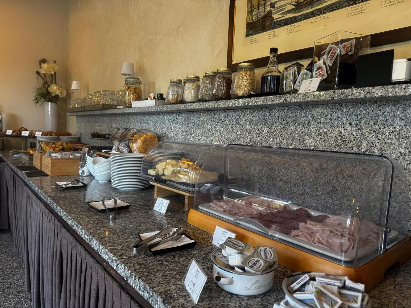 Breakfast in Hotel Villa Cornér Della Regina