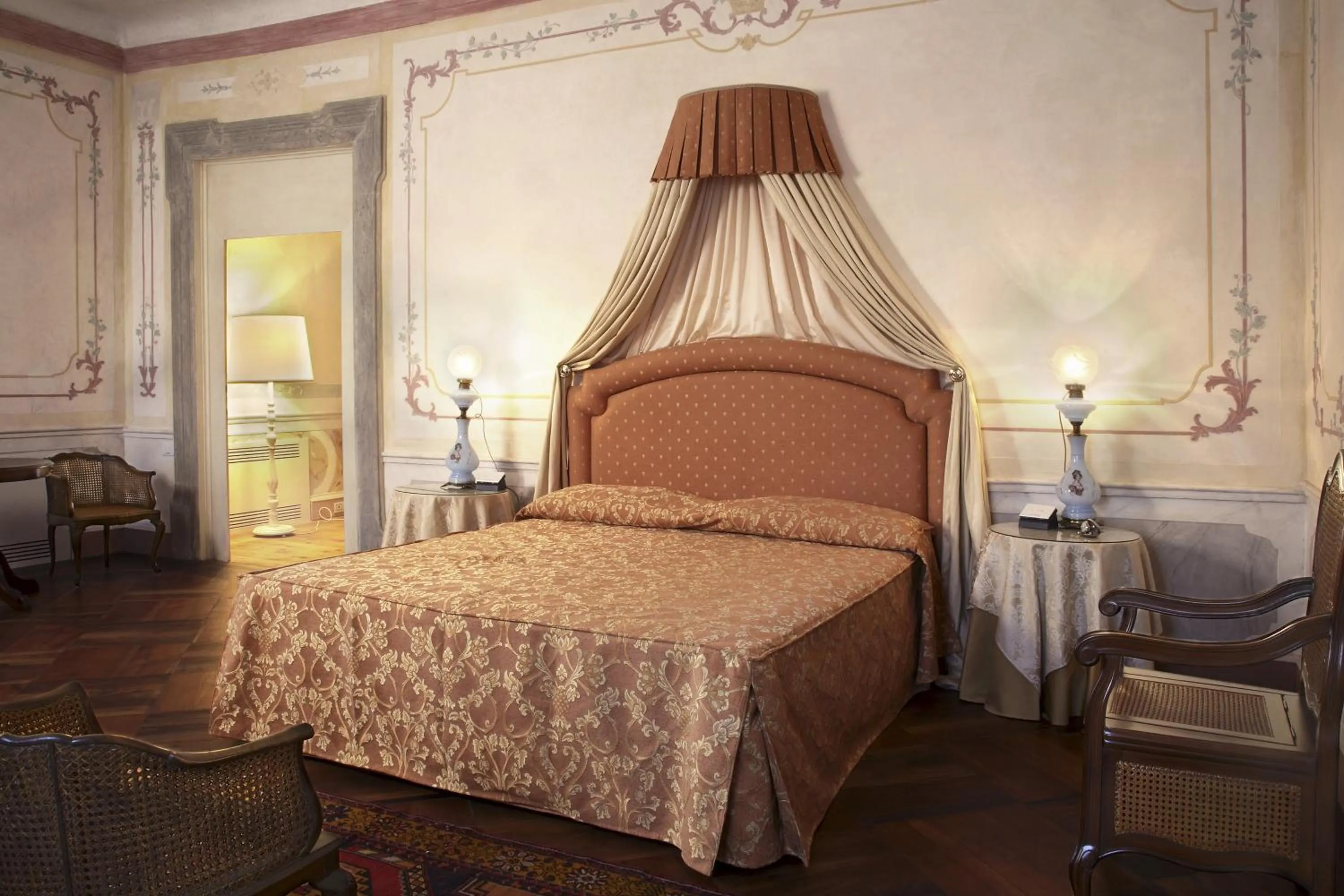 Photo of the whole room, Bed in Hotel Villa Cornér Della Regina