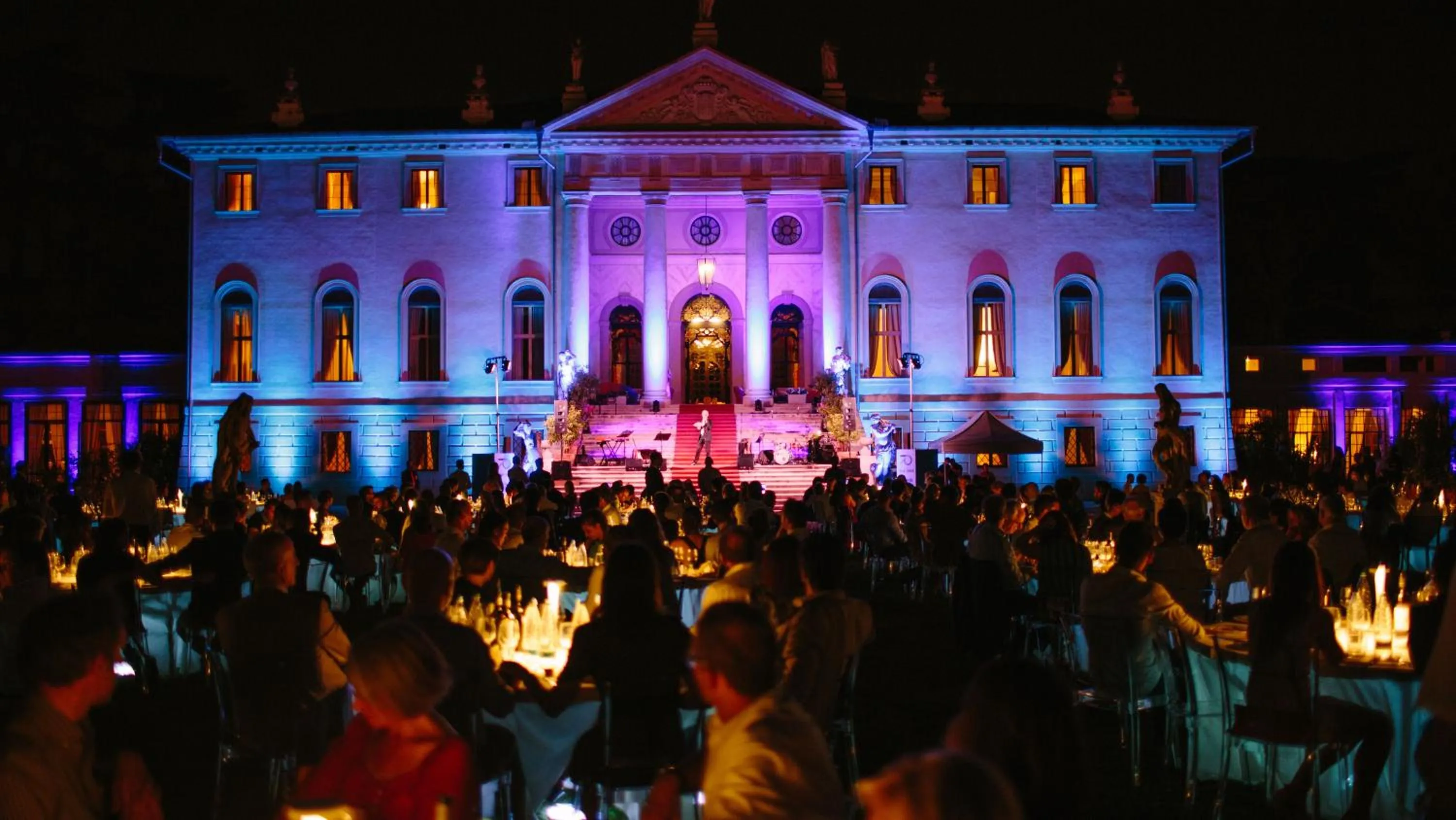 Facade/entrance in Hotel Villa Cornér Della Regina