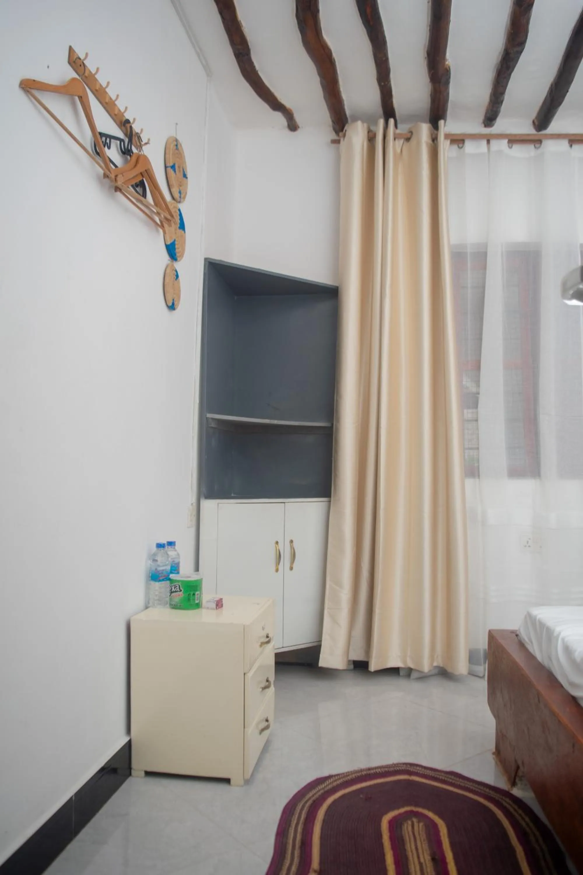 Photo of the whole room, Bed in Mudi House