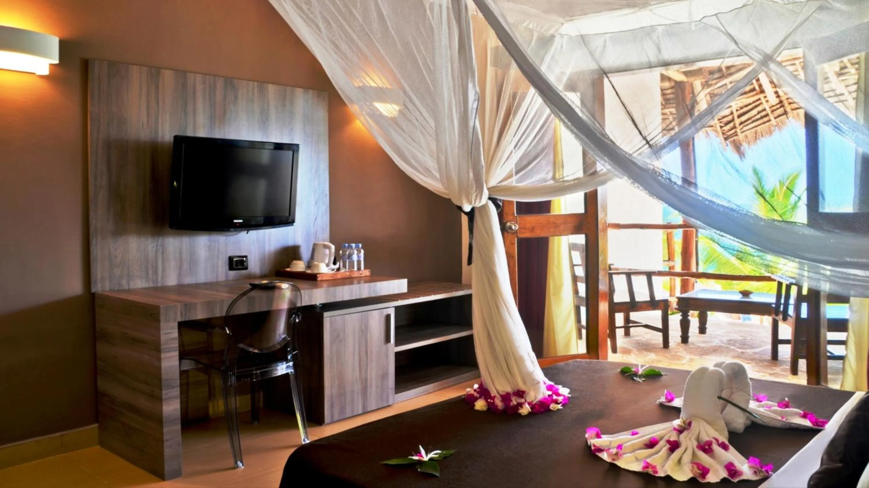 Bedroom in My Blue Hotel Zanzibar