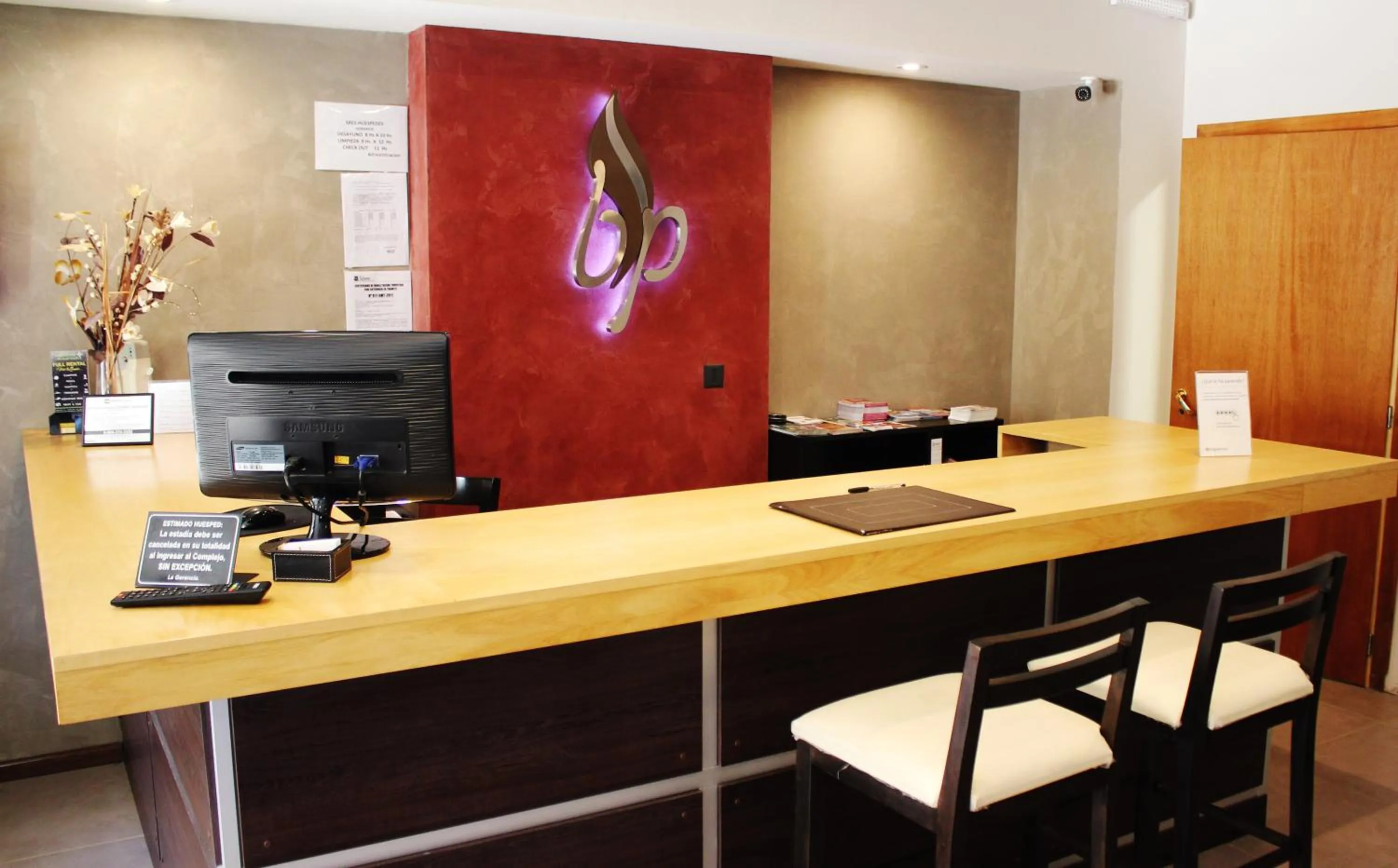 Lobby or reception in Bahia Paraiso Apart & Suites