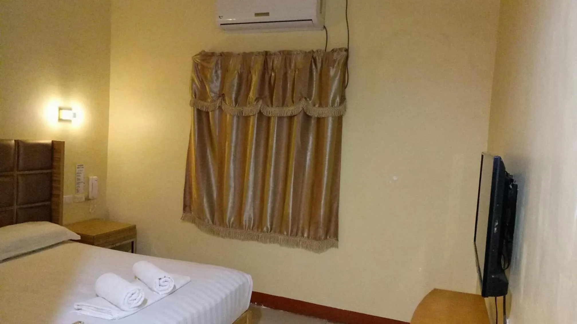 Bed in Jeamco Royal Hotel-Cotabato