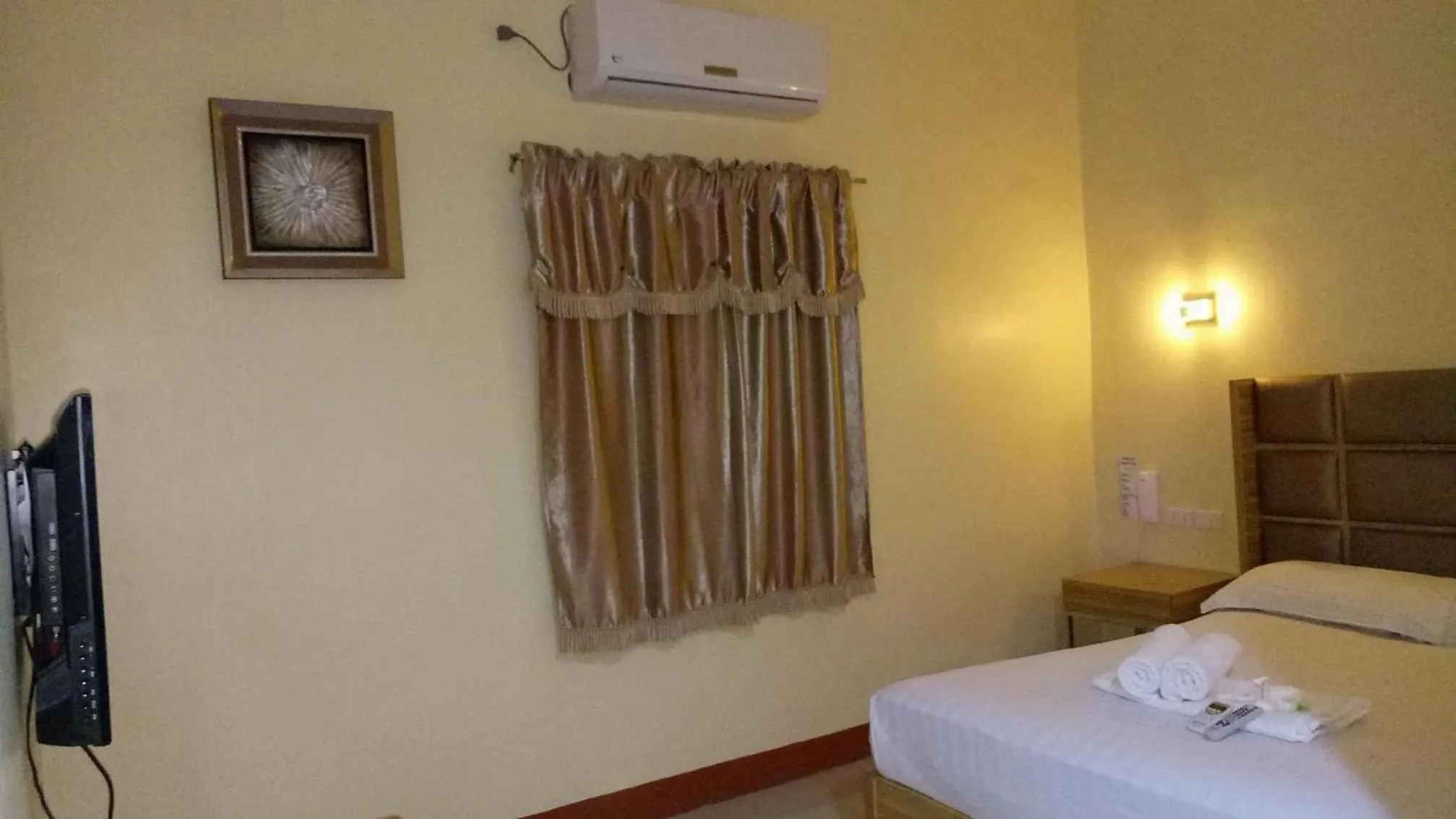 Bed in Jeamco Royal Hotel-Cotabato