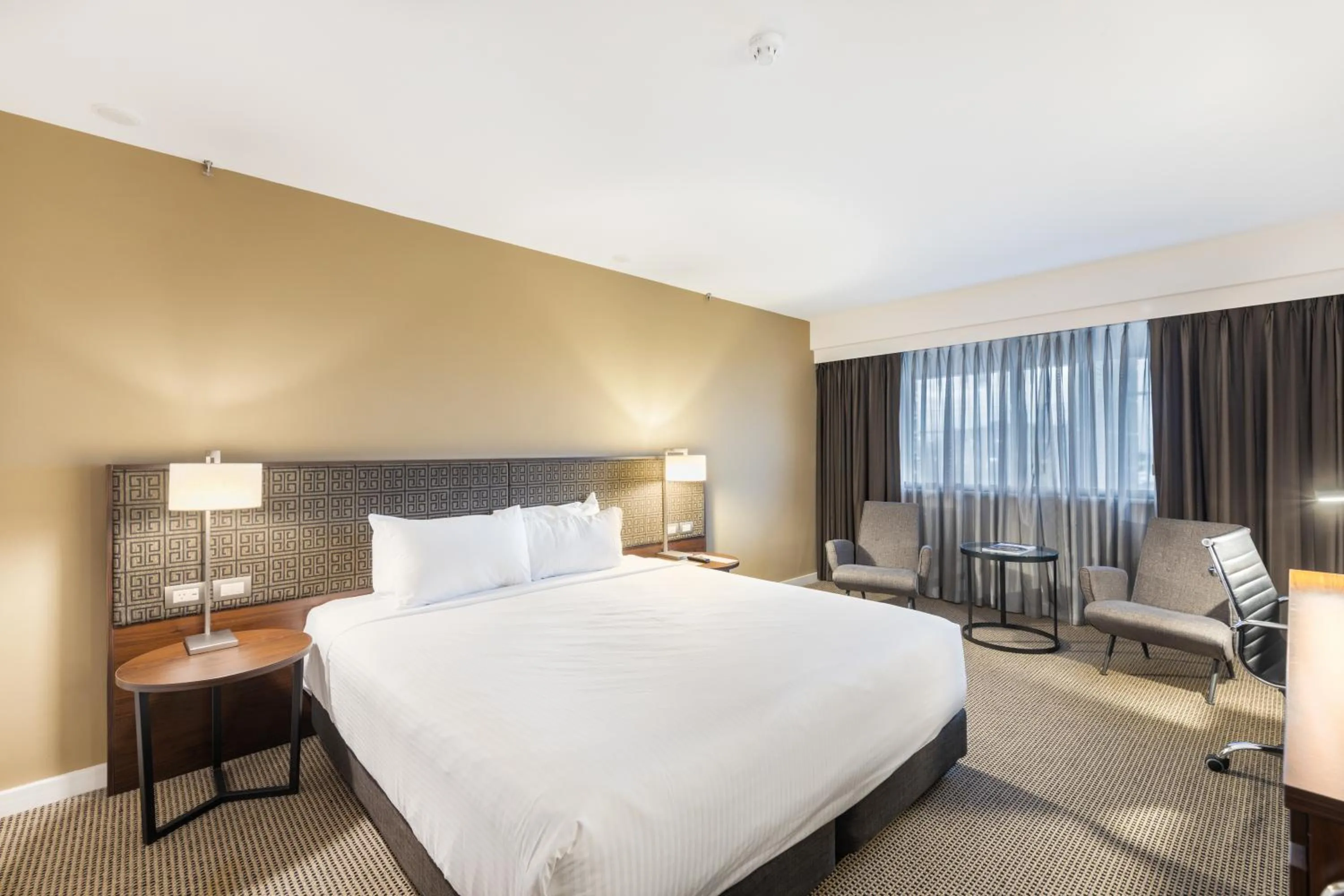 Bedroom, Bed in Stamford Plaza Adelaide