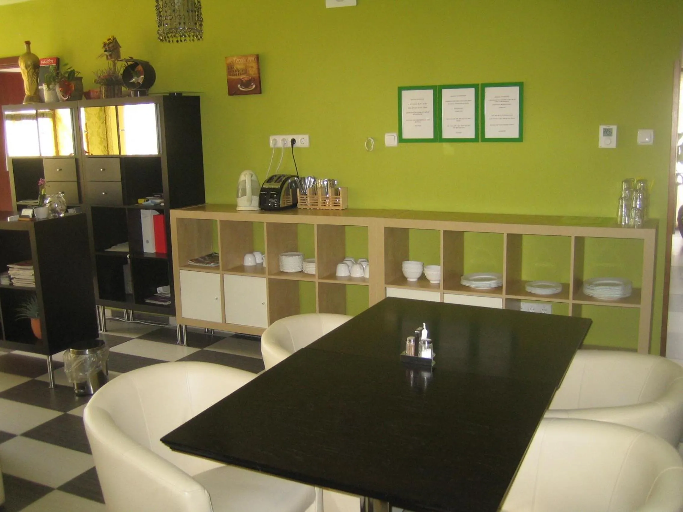 Restaurant/places to eat in Amaretto Szállás