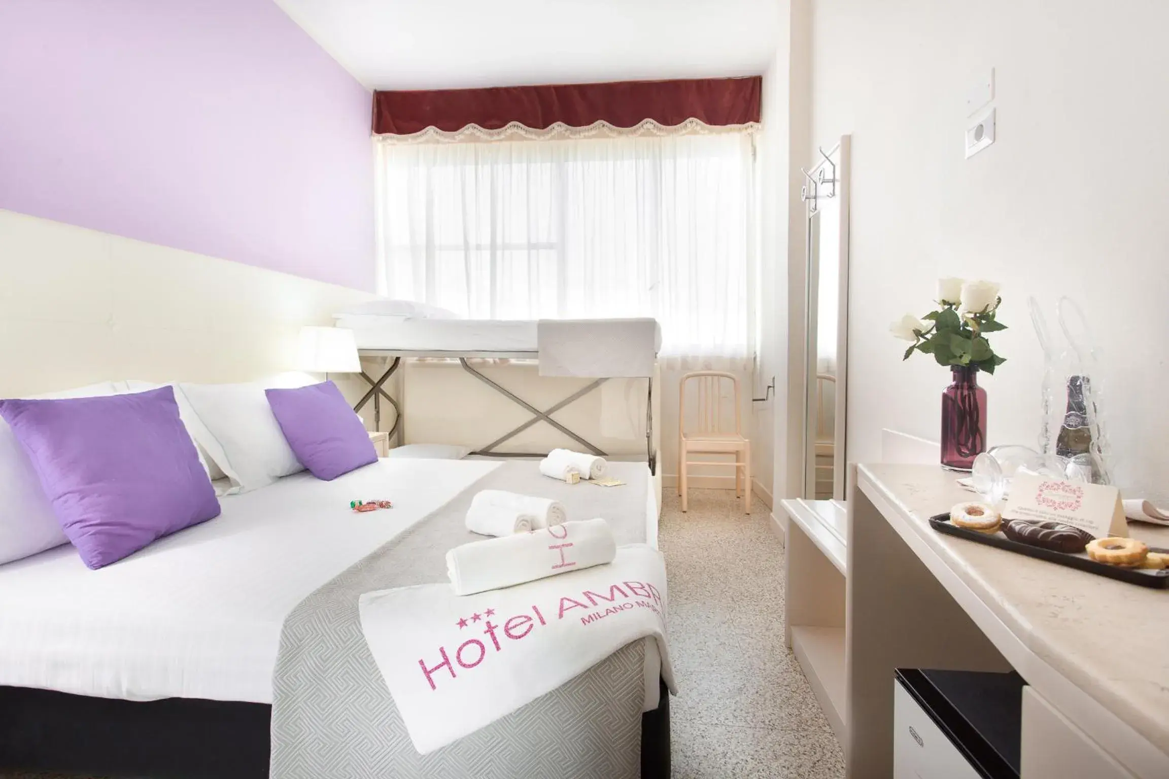 Photo of the whole room, Bed in HOTEL AMBRA - Fronte Mare - Vicinissimi al Centro Photo of the whole room, Bed in HOTEL AMBRA - Fronte Mare - Vicinissimi al Centro