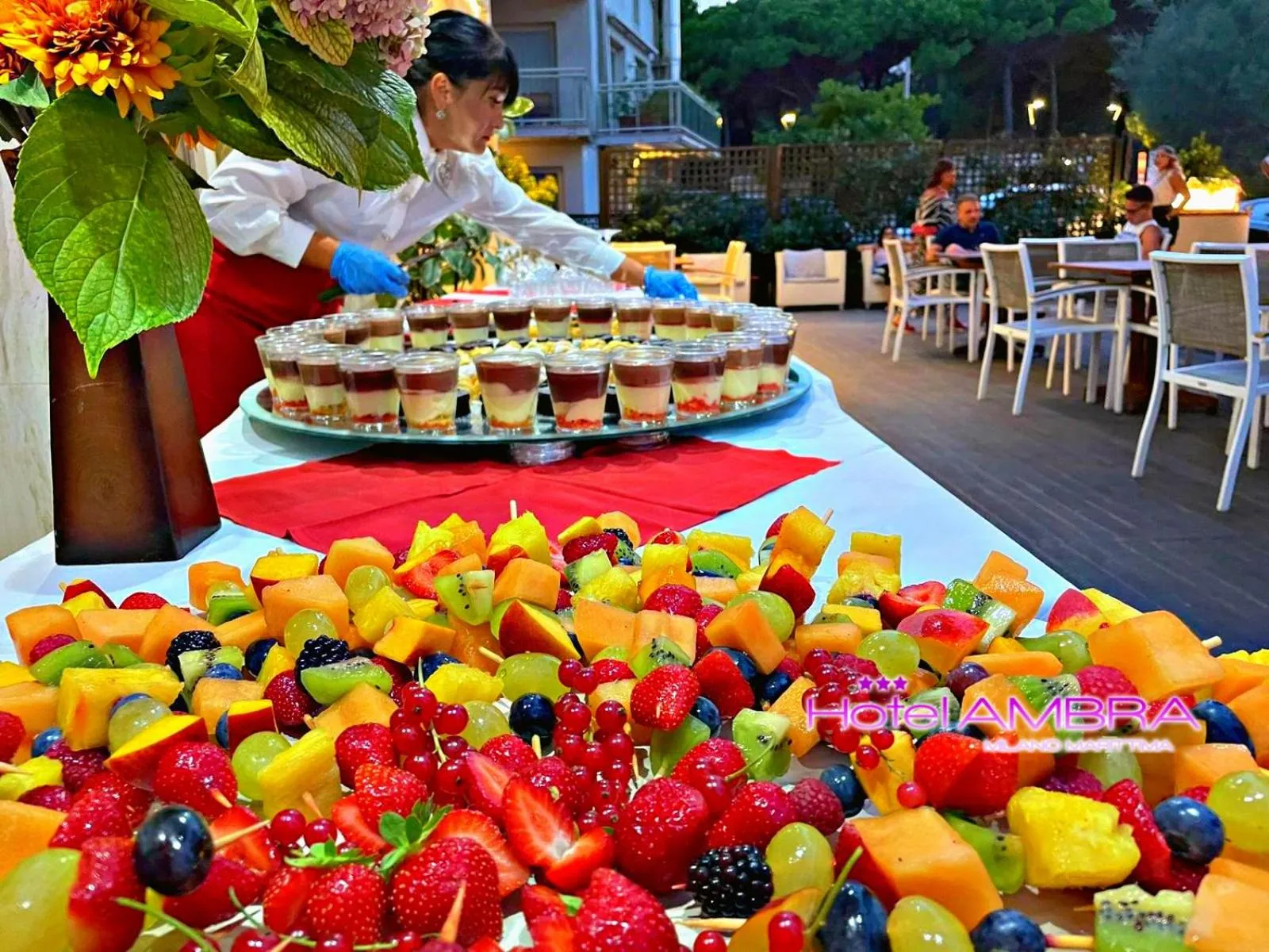 Staff in HOTEL AMBRA - Fronte Mare - Vicinissimi al Centro