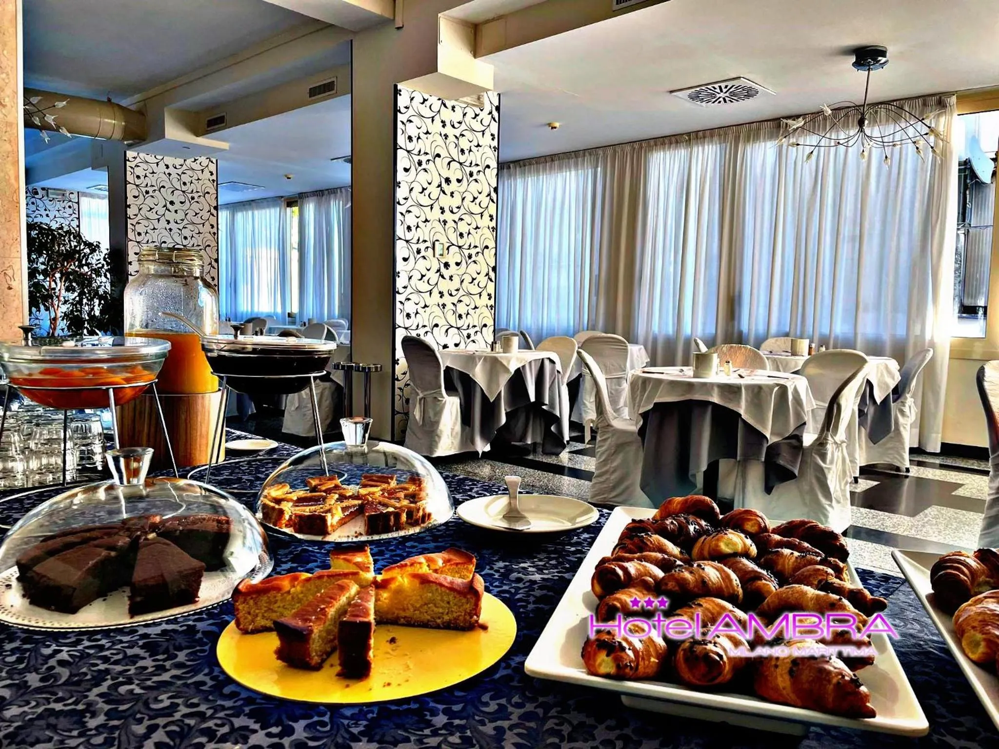 Restaurant/places to eat in HOTEL AMBRA - Fronte Mare - Vicinissimi al Centro