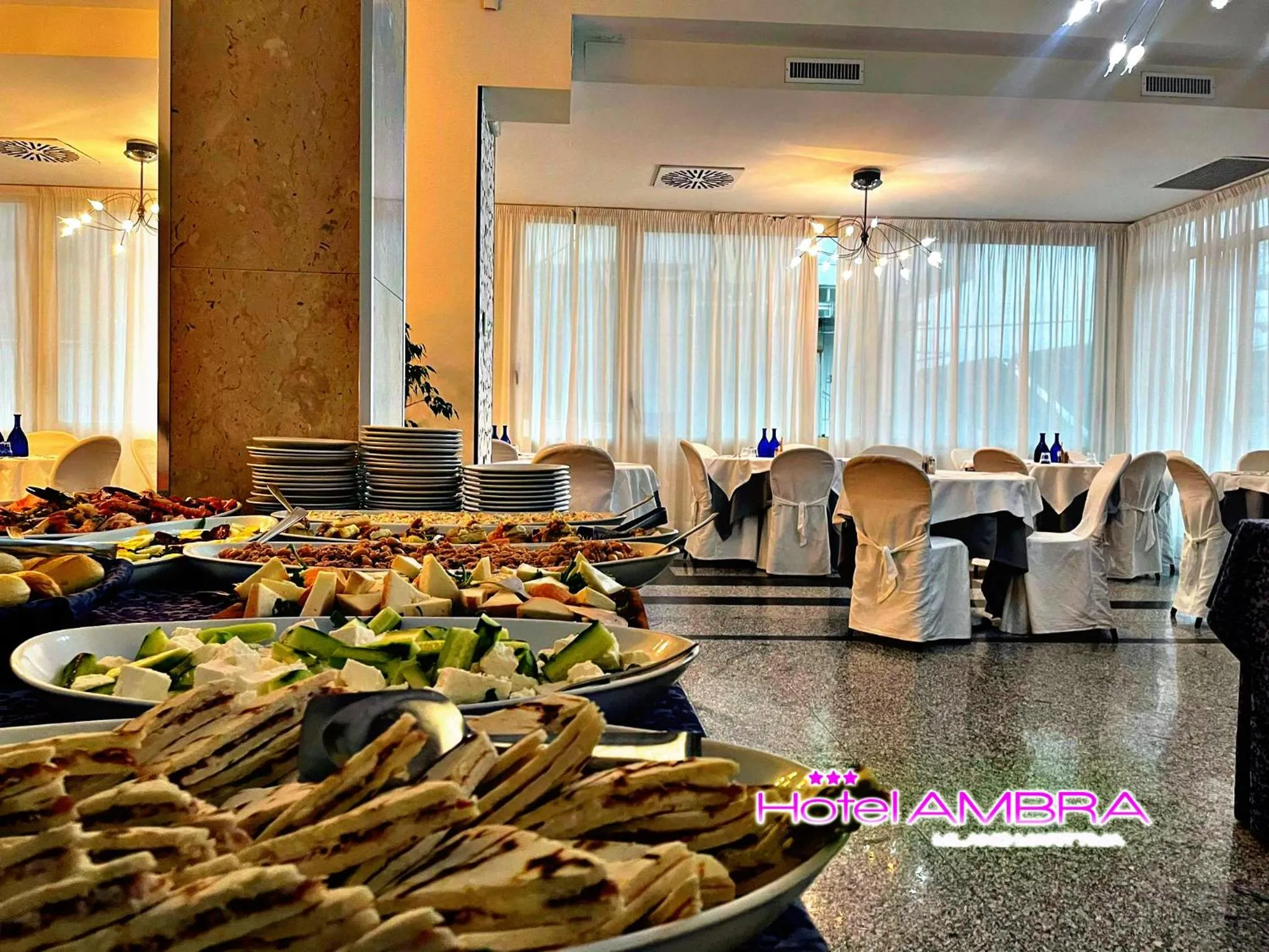 Restaurant/places to eat in HOTEL AMBRA - Fronte Mare - Vicinissimi al Centro