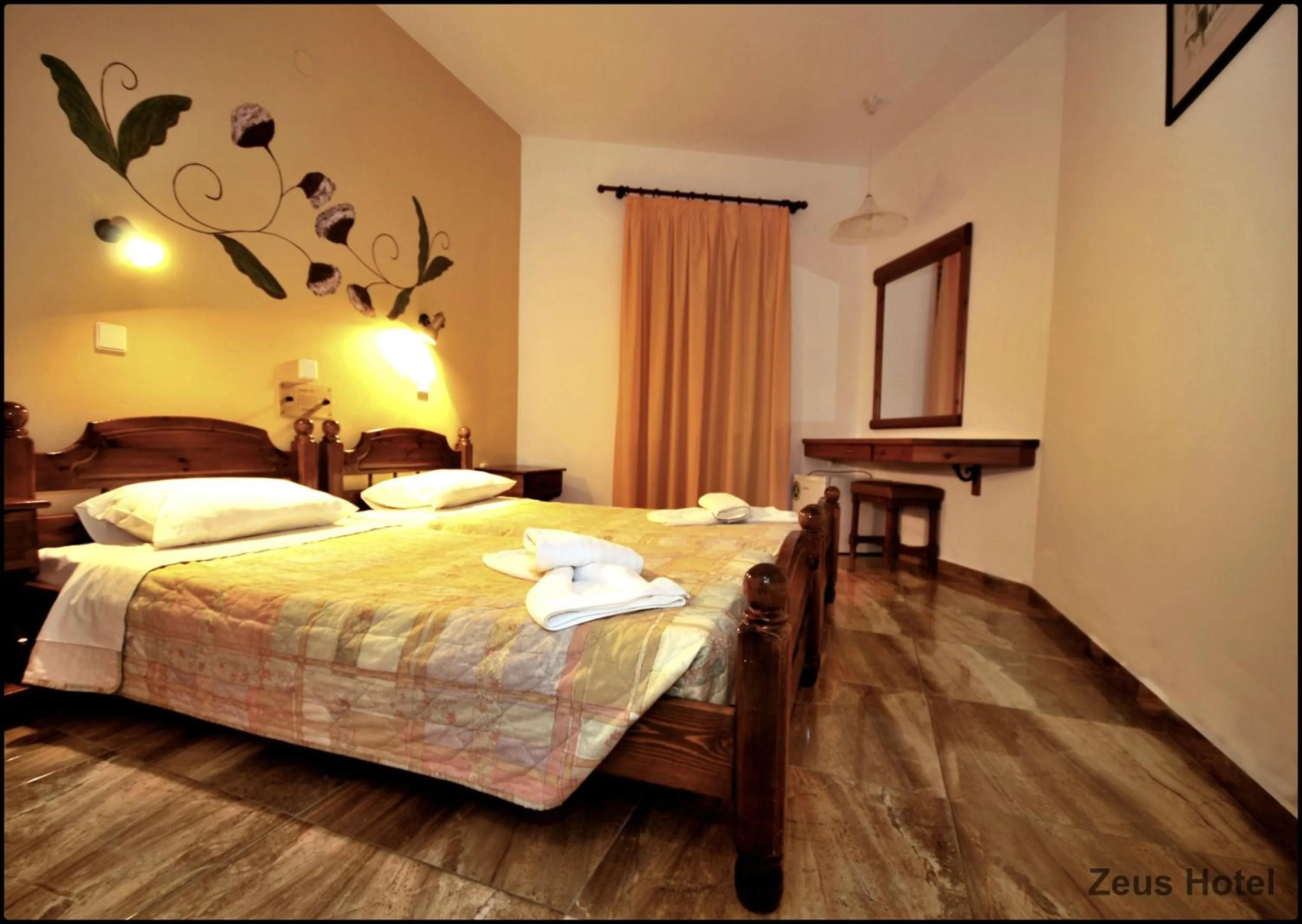 Photo of the whole room in Zeus Hotel