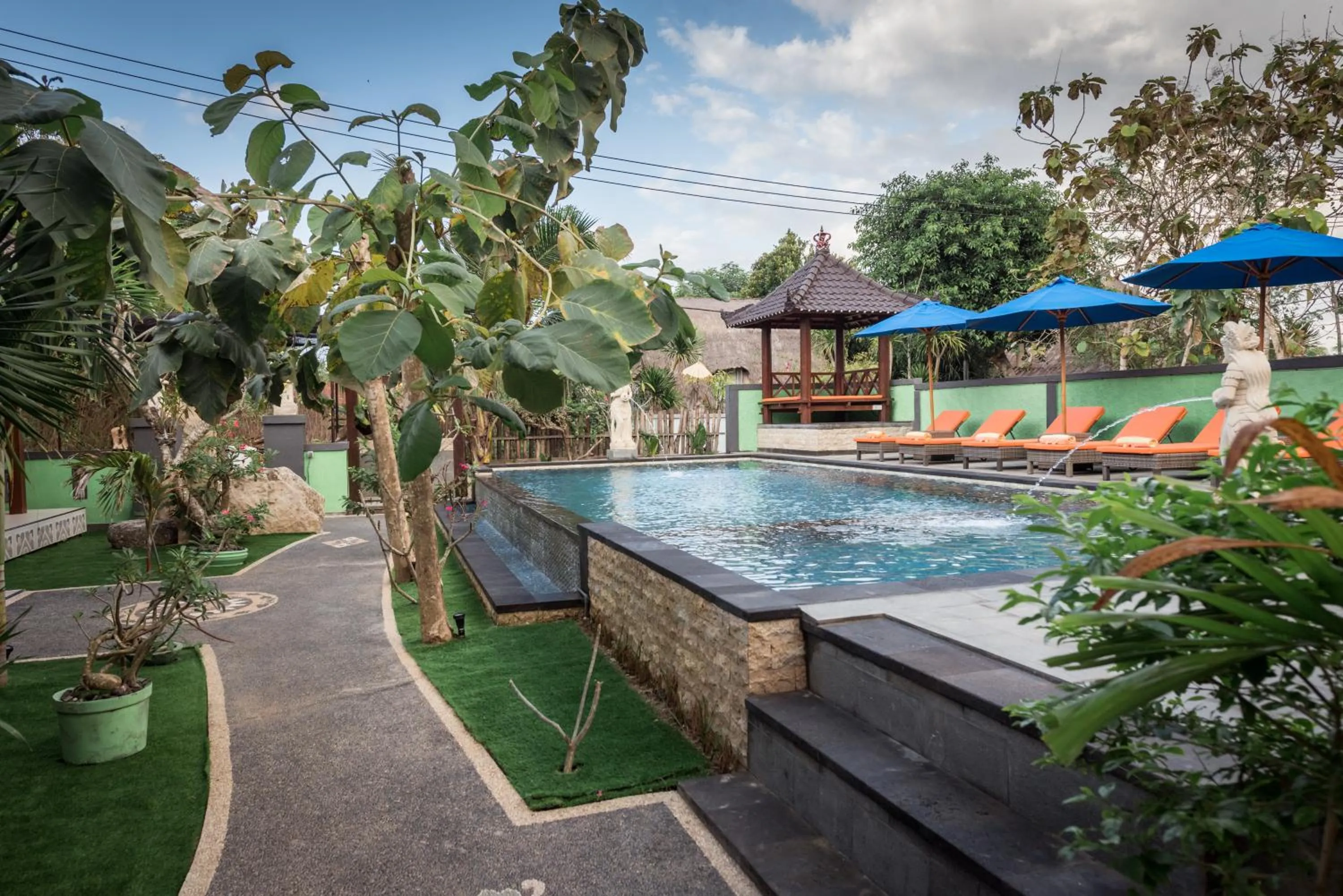 Pool view in Queen Villa