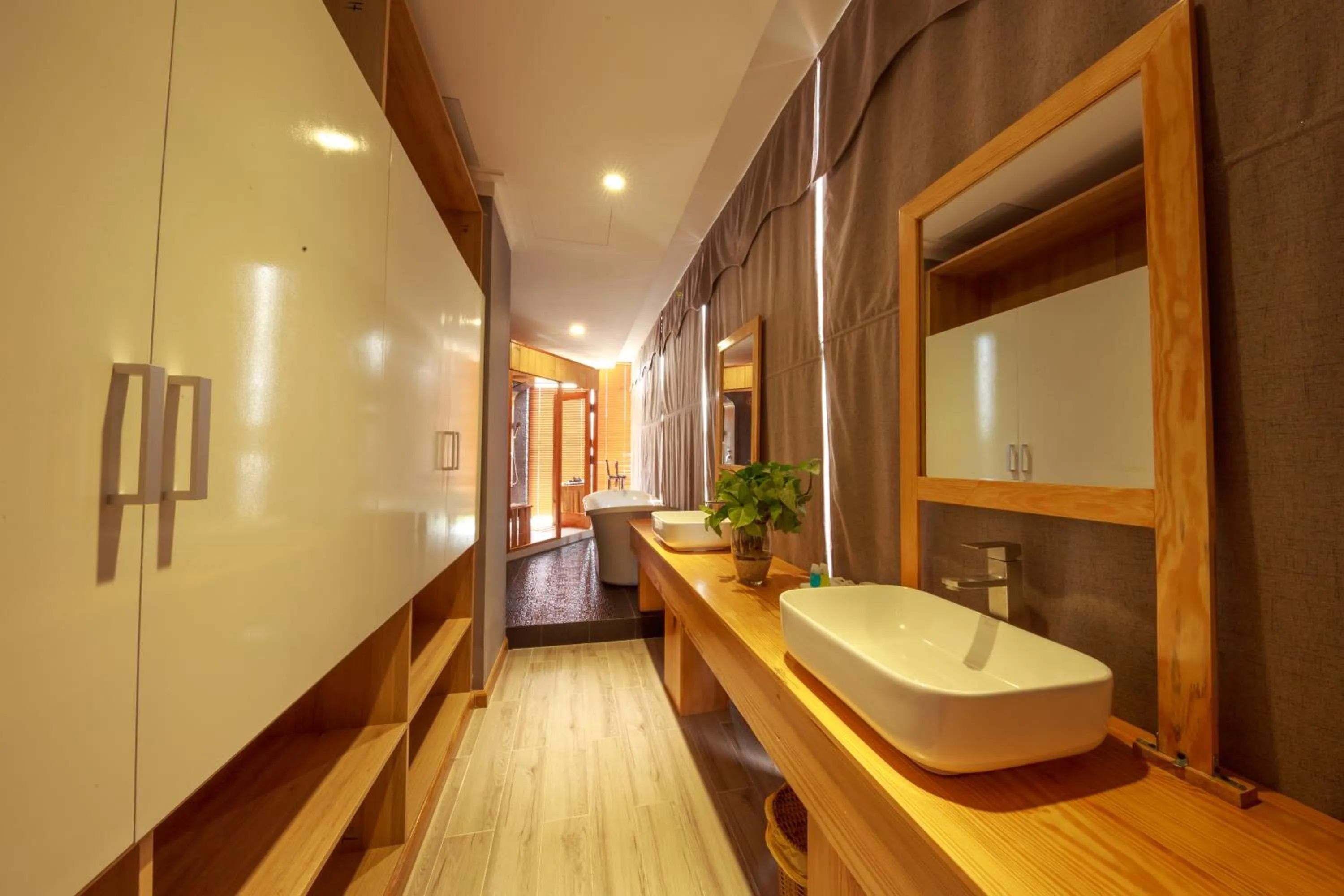Bathroom in VARIA Hotel Phu Quoc