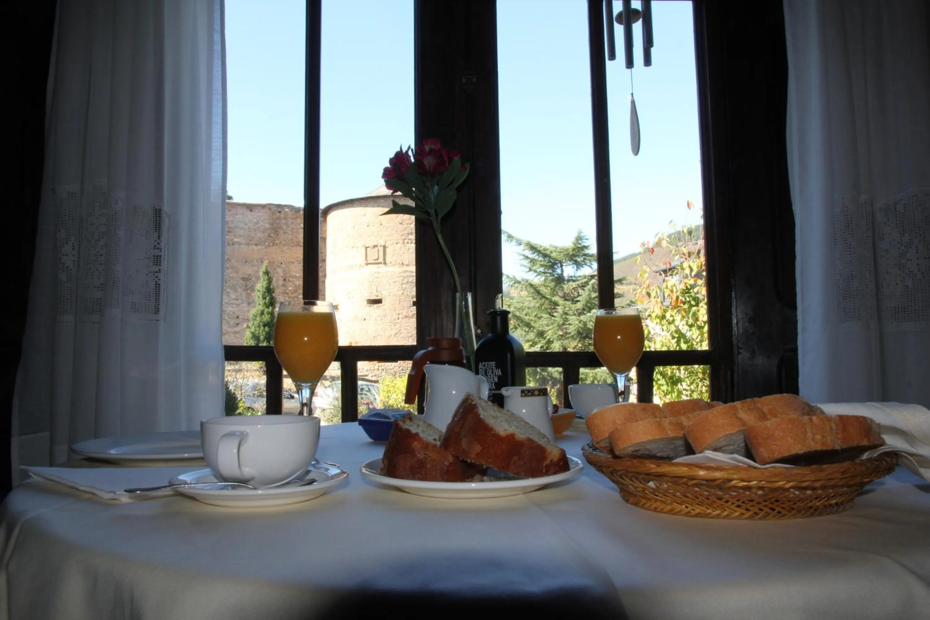 Breakfast in Micro-Hostal La Puerta del Perdón