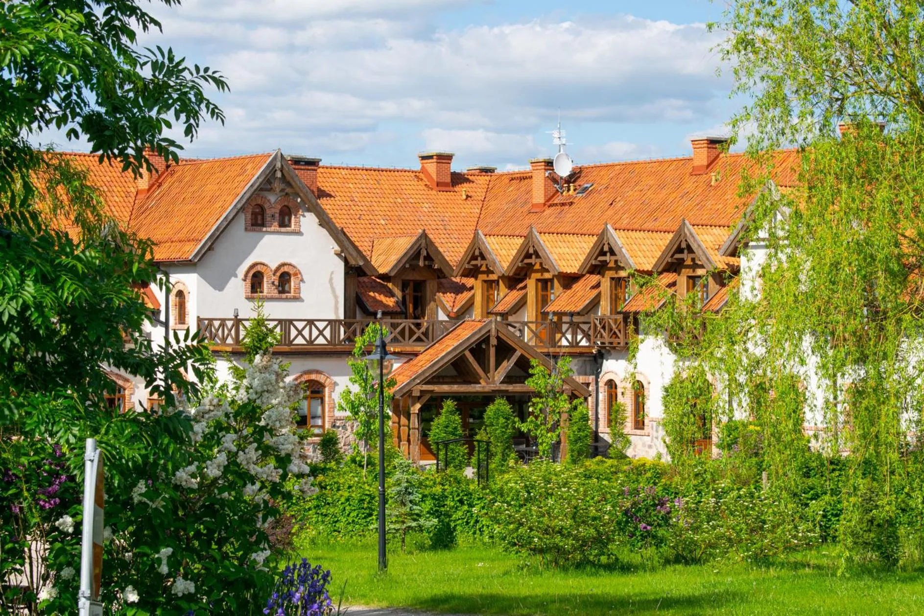 Property building in Folwark Łękuk