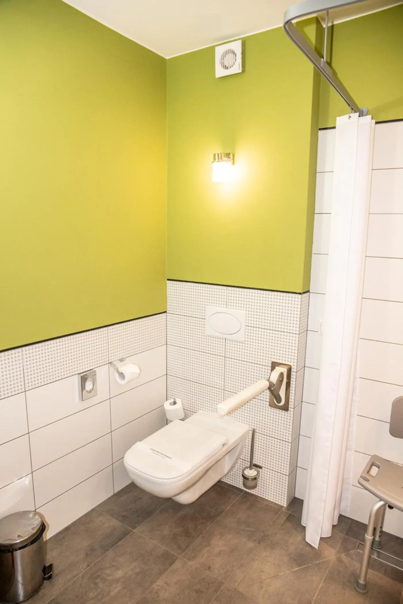 Bathroom in Folwark Łękuk