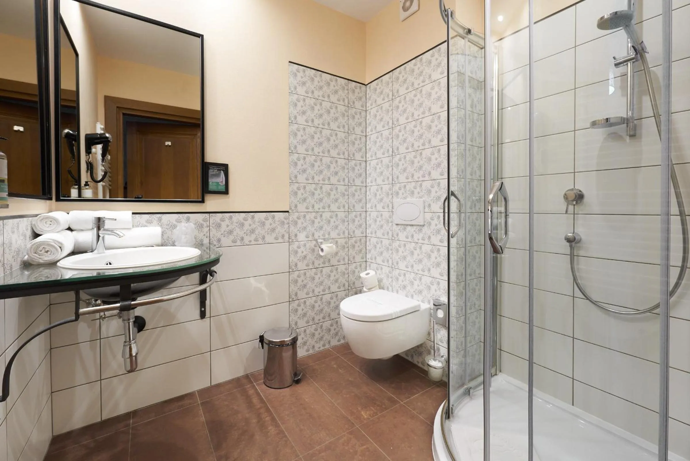 Bathroom in Folwark Łękuk