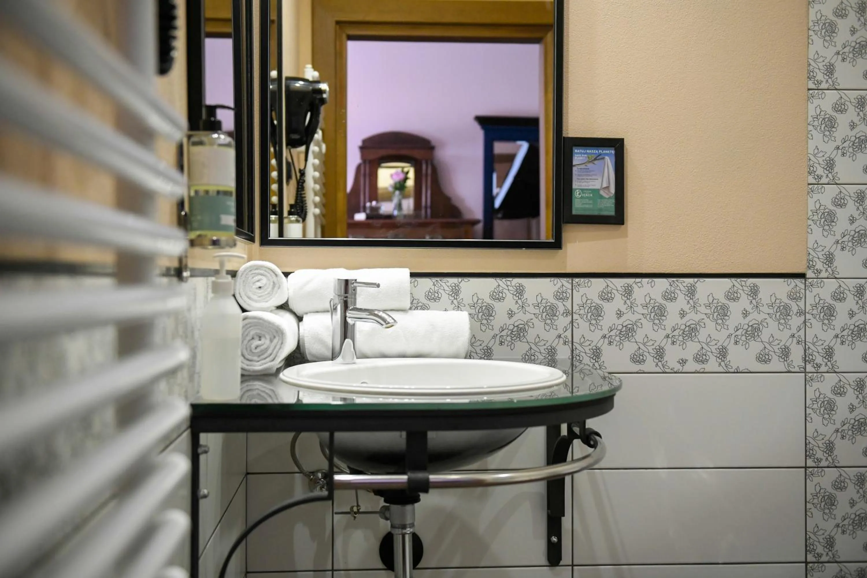 Bathroom in Folwark Łękuk