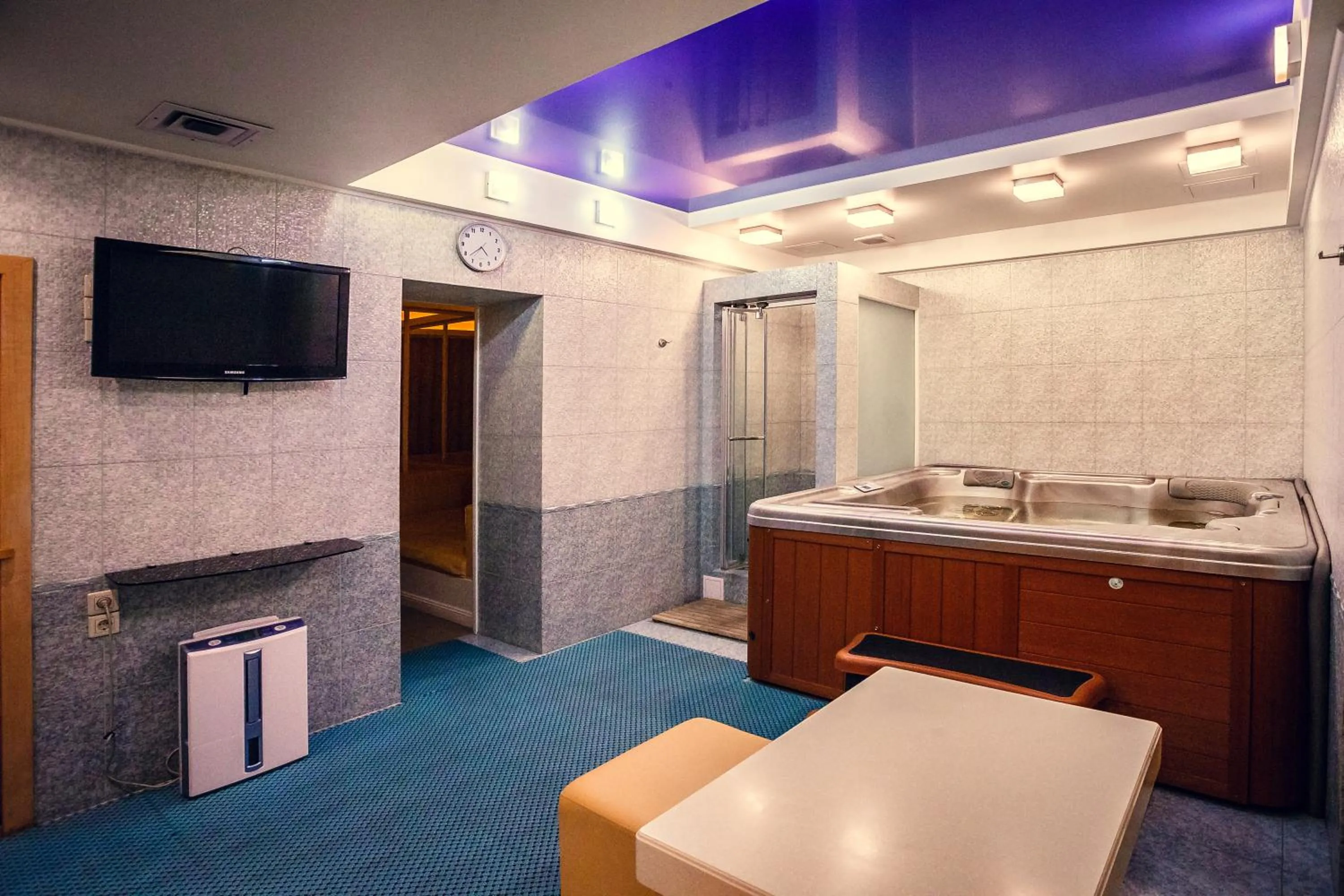 Massage in Sofievsky Posad Hotel