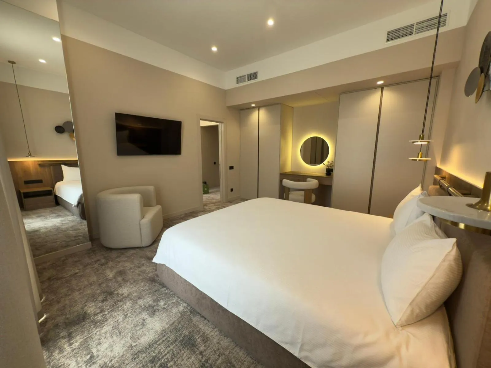 Bed in Sofievsky Posad Hotel