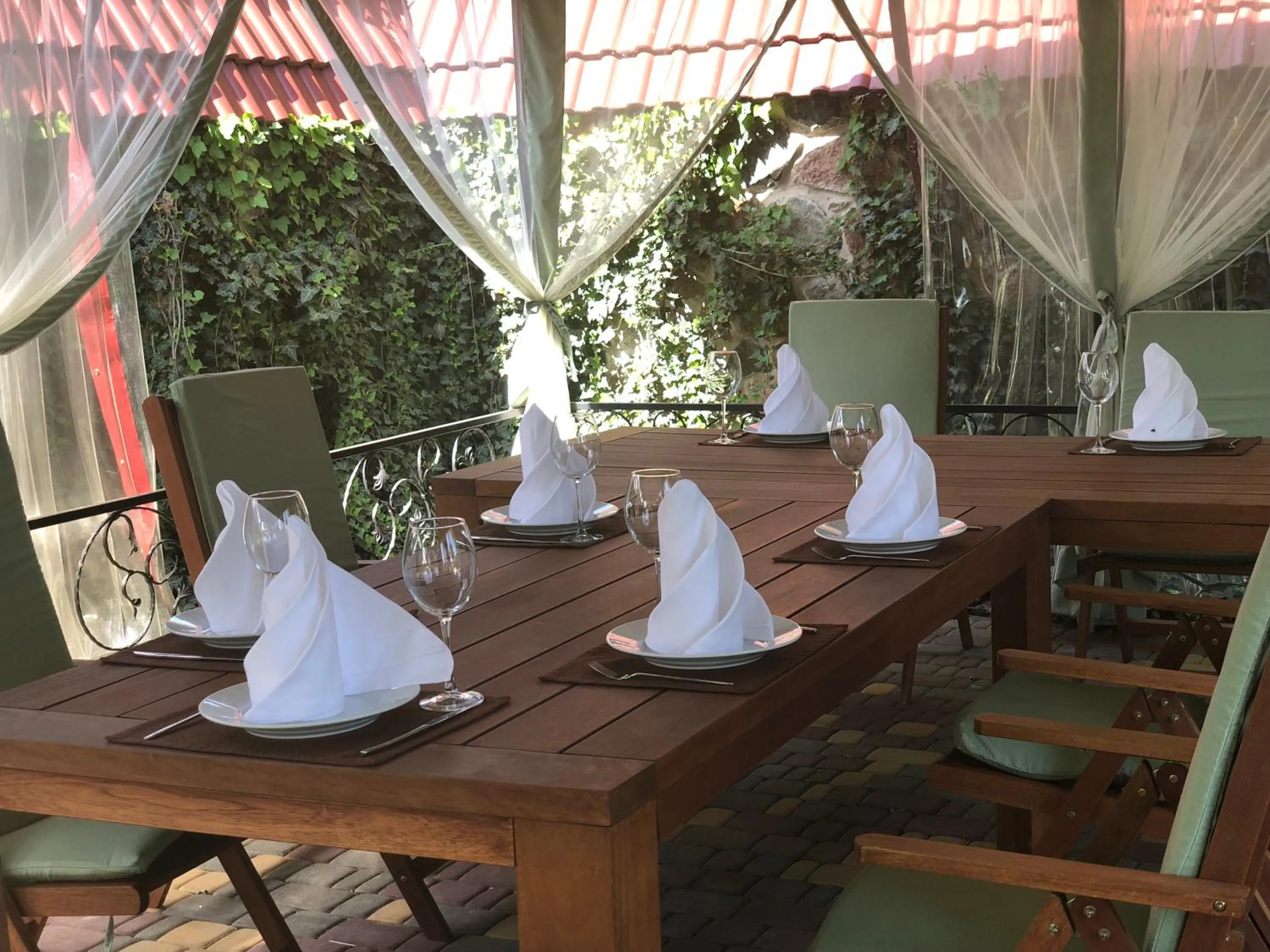 Banquet/Function facilities in Sofievsky Posad Hotel