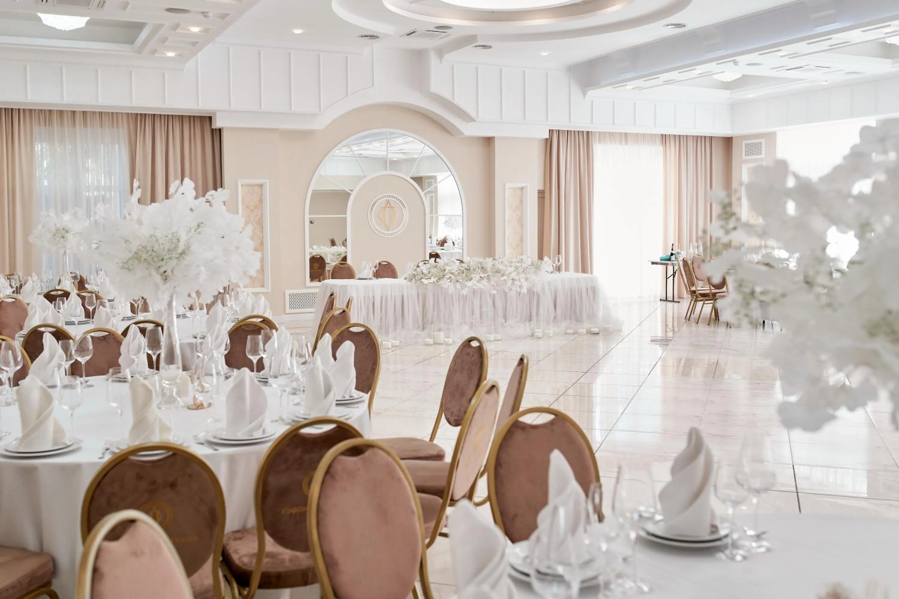 Banquet/Function facilities in Sofievsky Posad Hotel