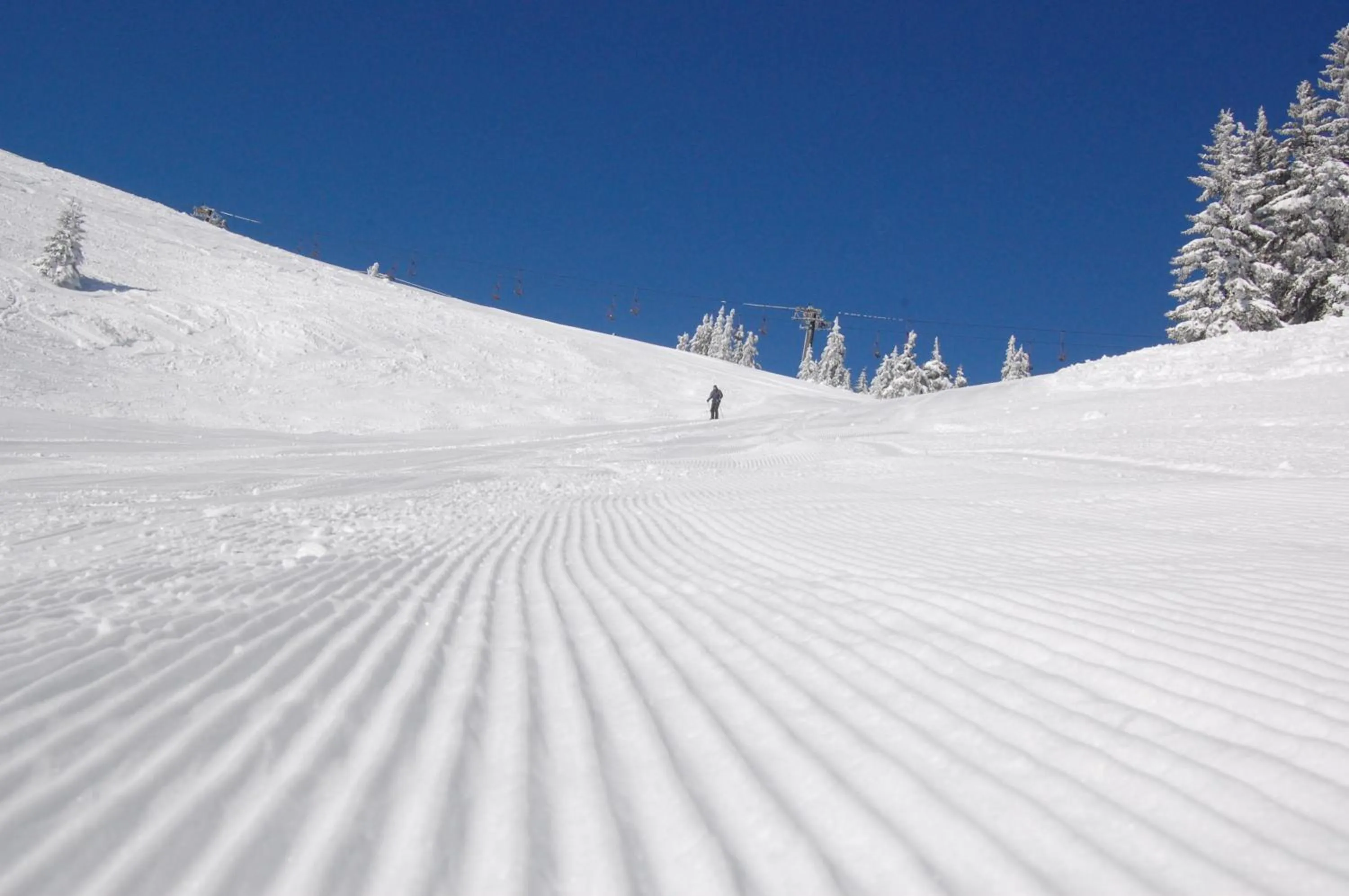Skiing in Hotel Kristal