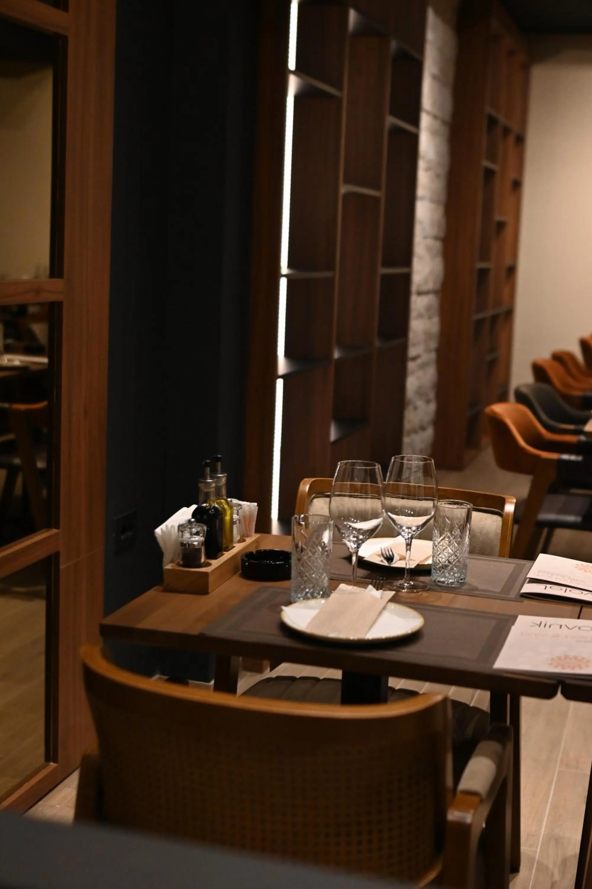 Restaurant/places to eat in Hotel Kristal