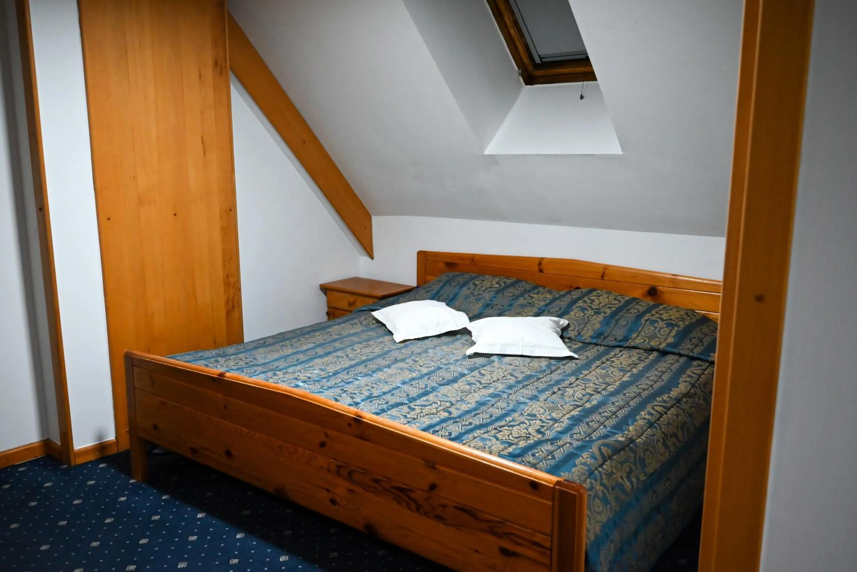 Bed in Hotel Kristal