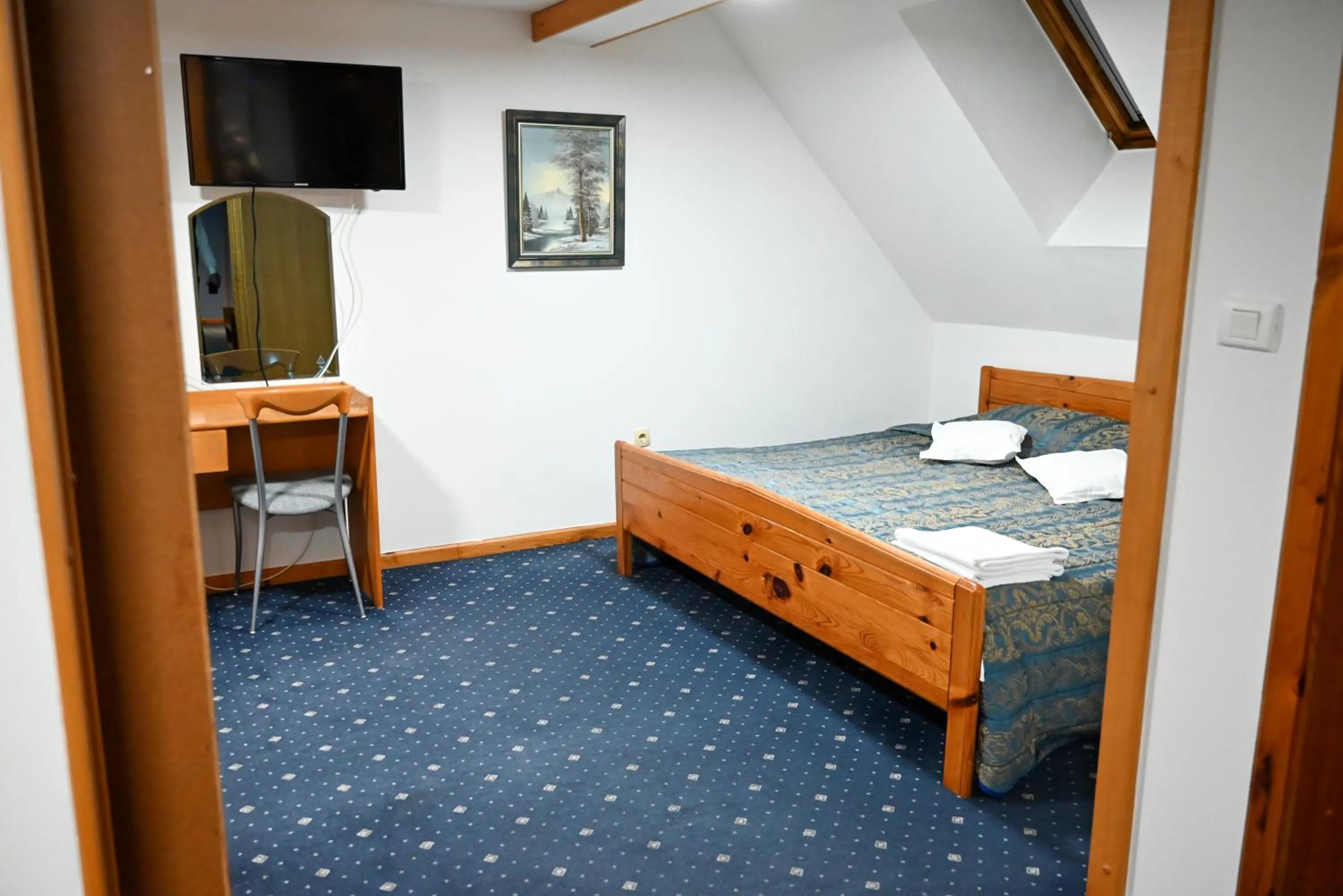 Photo of the whole room, Bed in Hotel Kristal