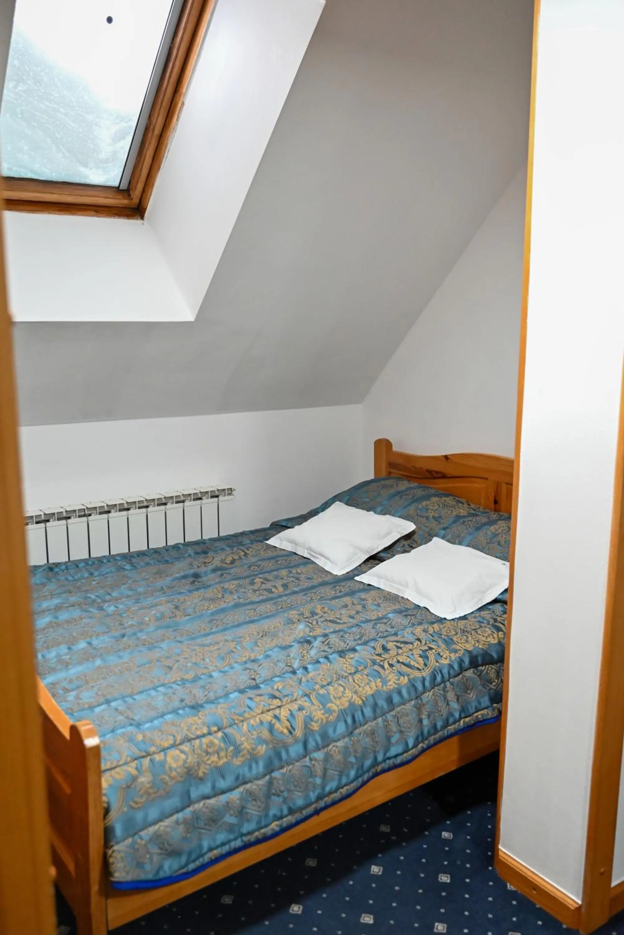 Bed in Hotel Kristal