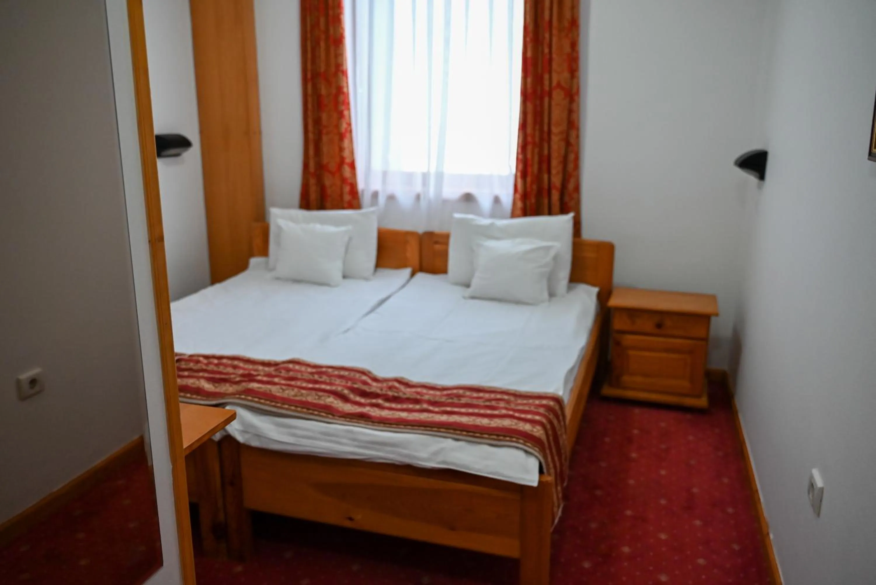 Bed in Hotel Kristal