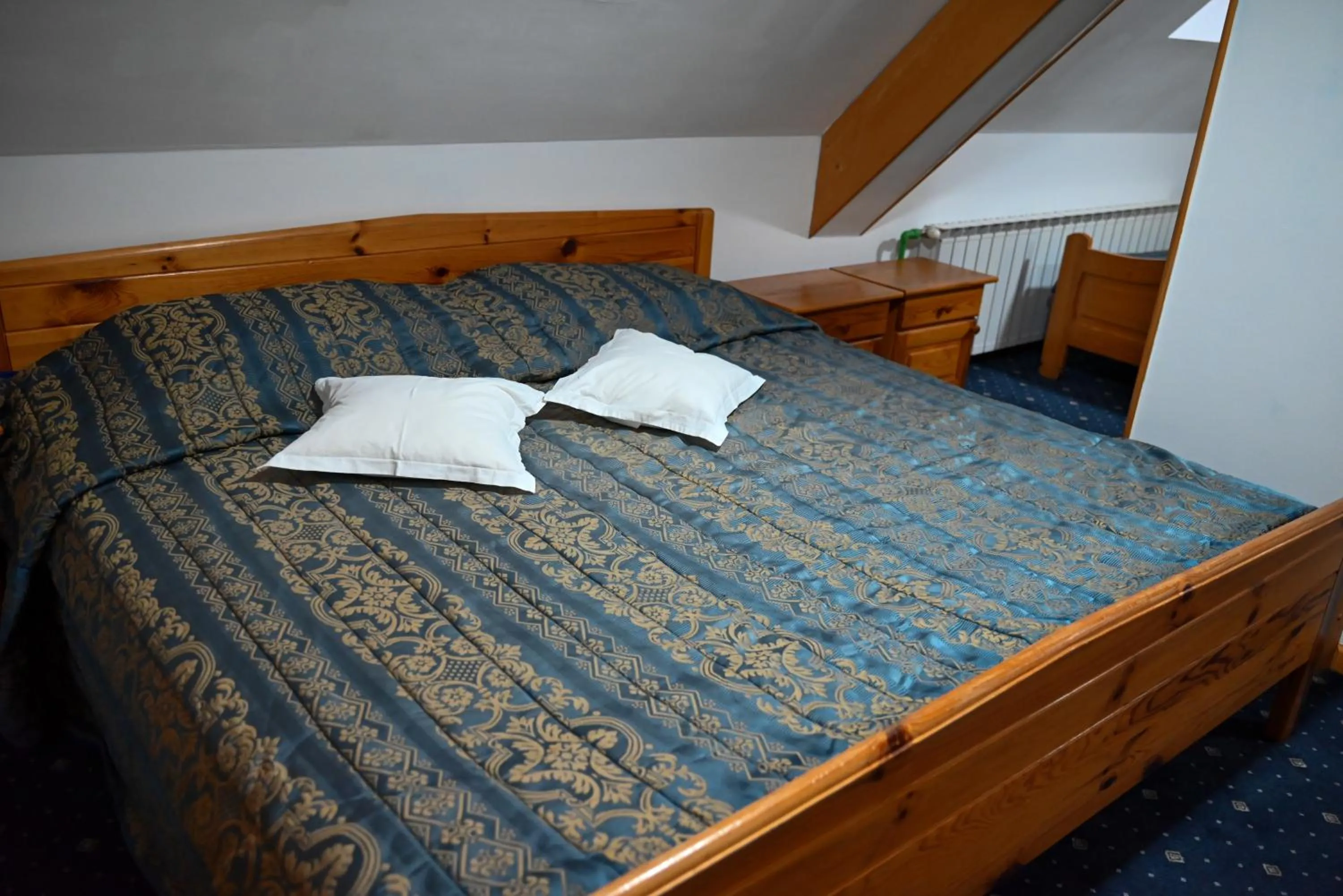 Bed in Hotel Kristal