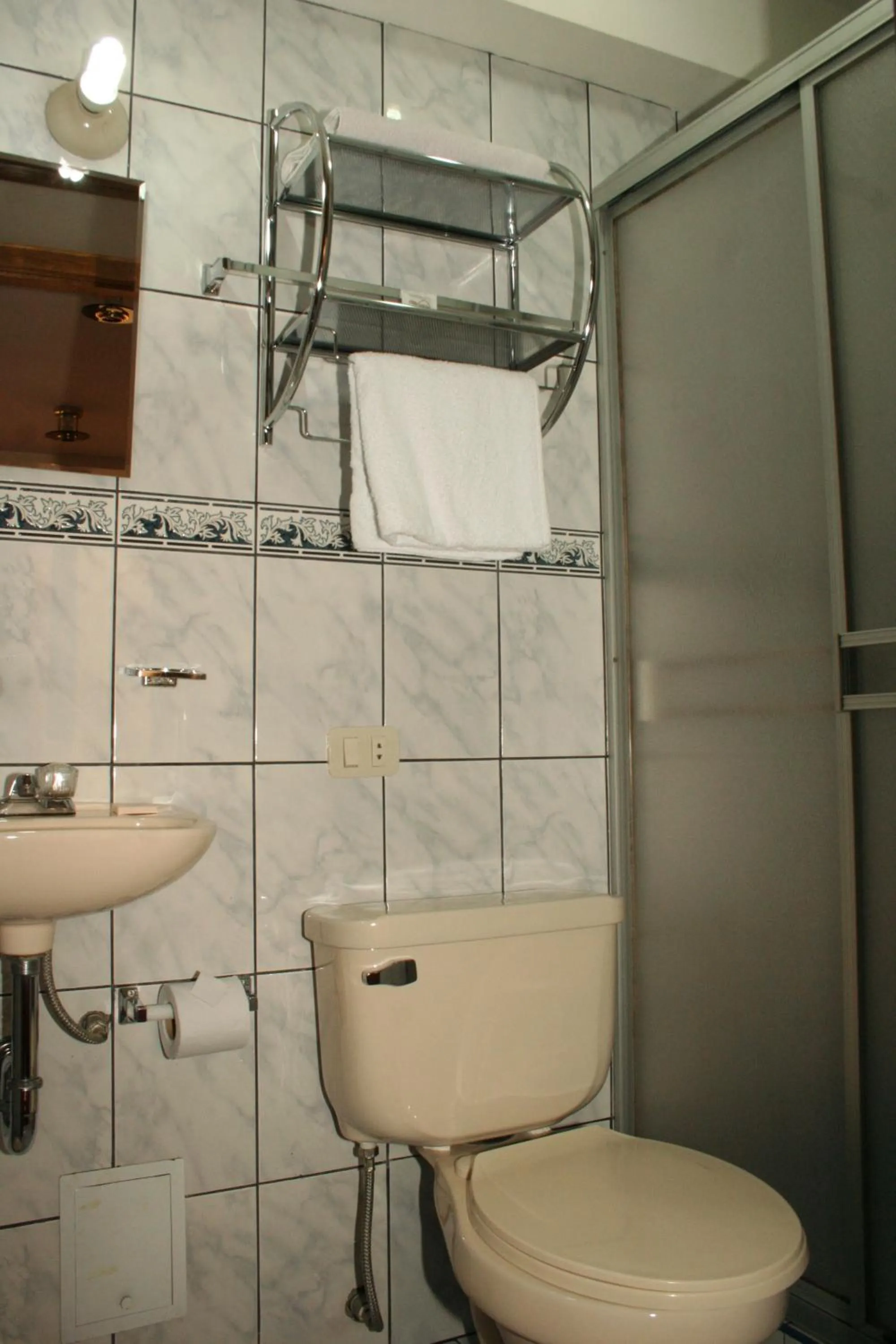 Bathroom in Picol Hostal