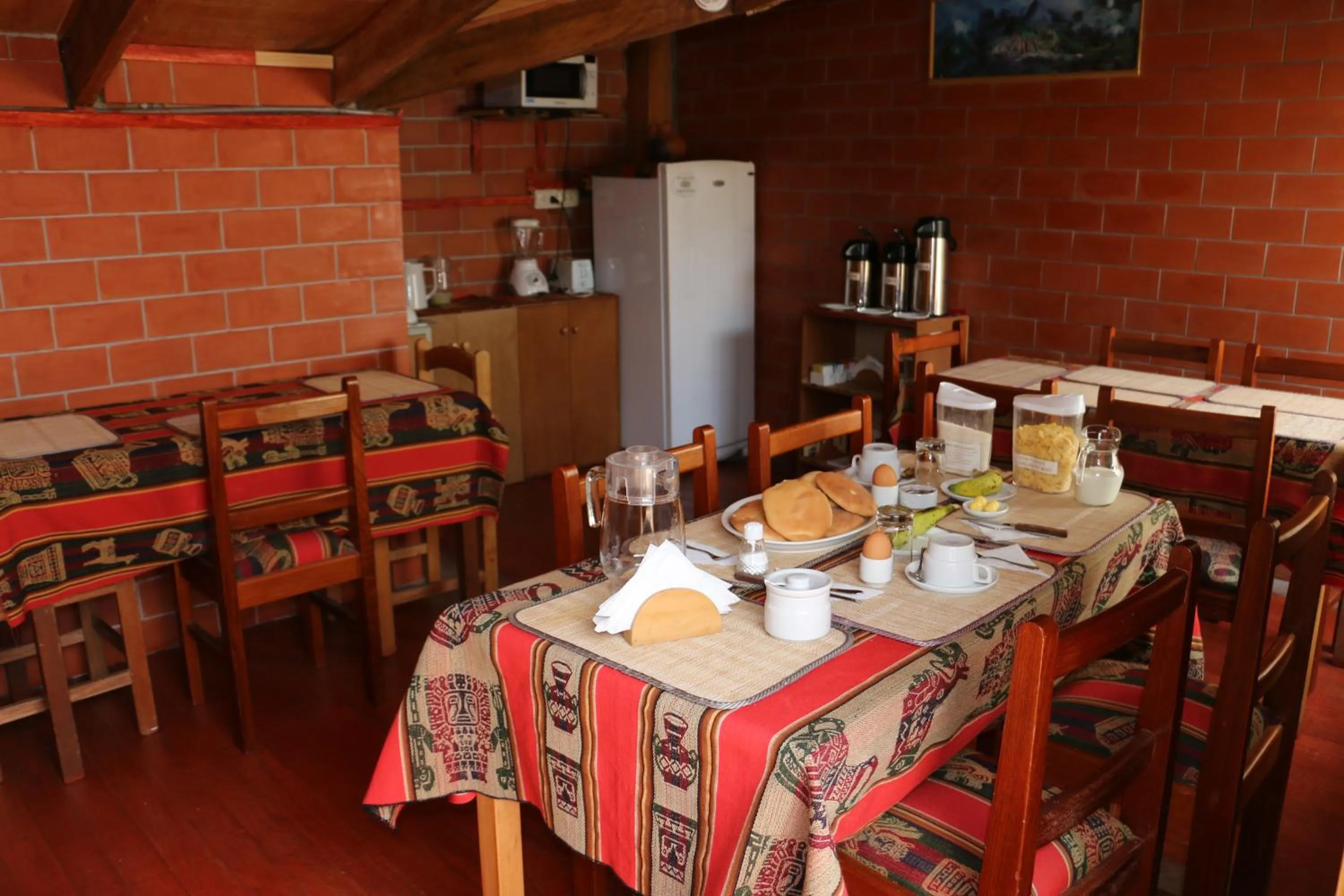 Area and facilities in Picol Hostal