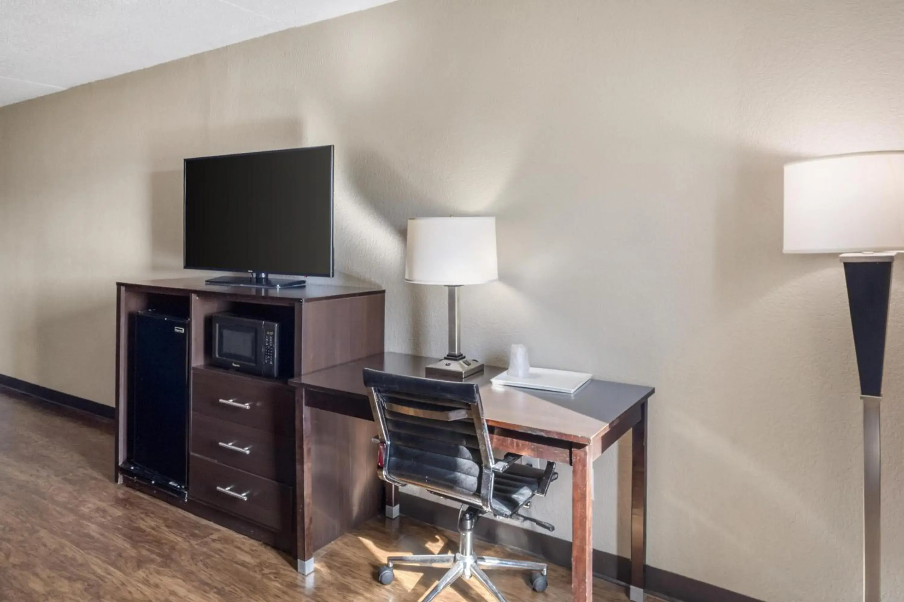 Bedroom in SureStay by Best Western Greenville Bedroom in SureStay by Best Western Greenville