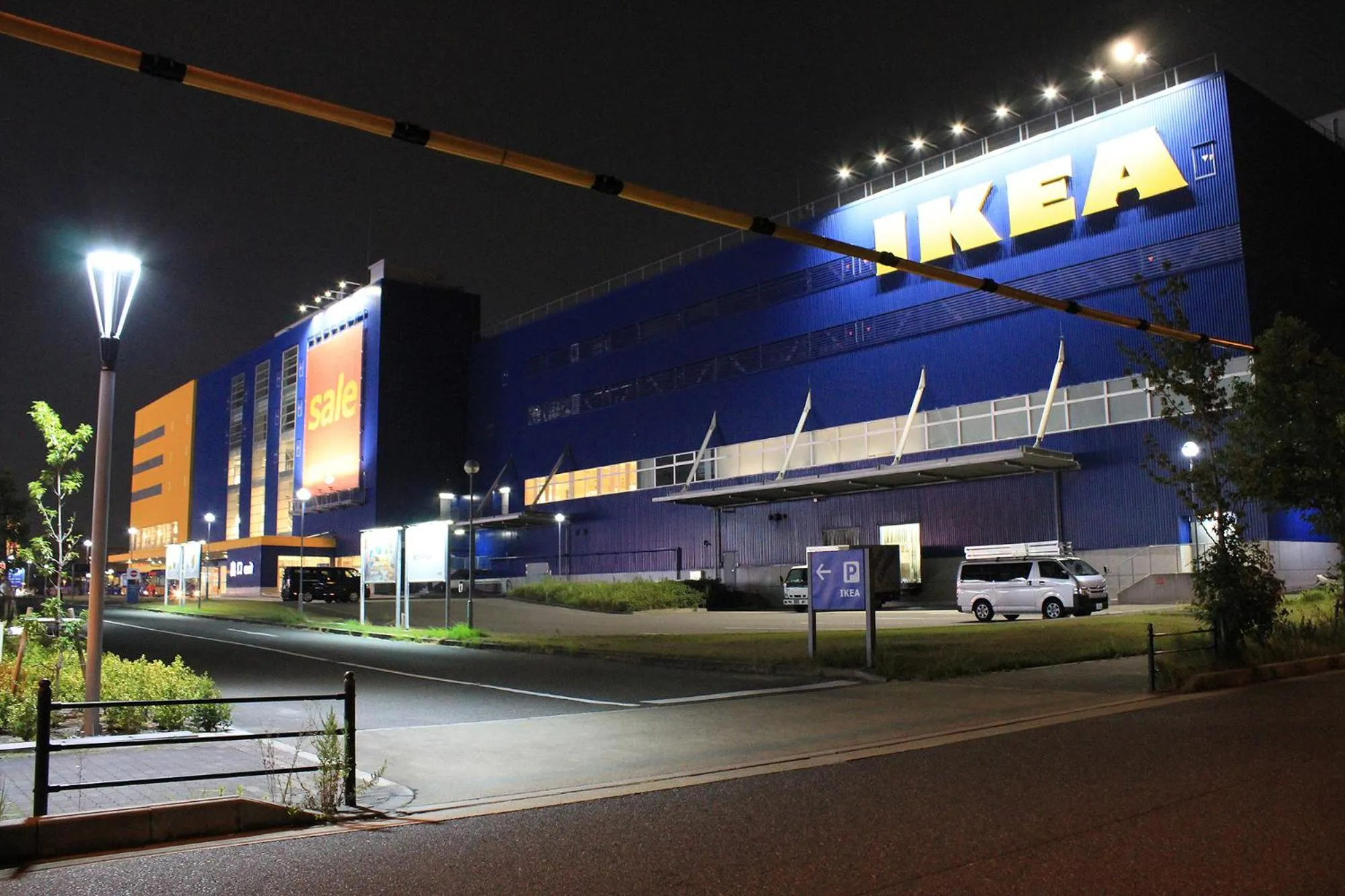 Area and facilities in TOMARO Osaka Bay