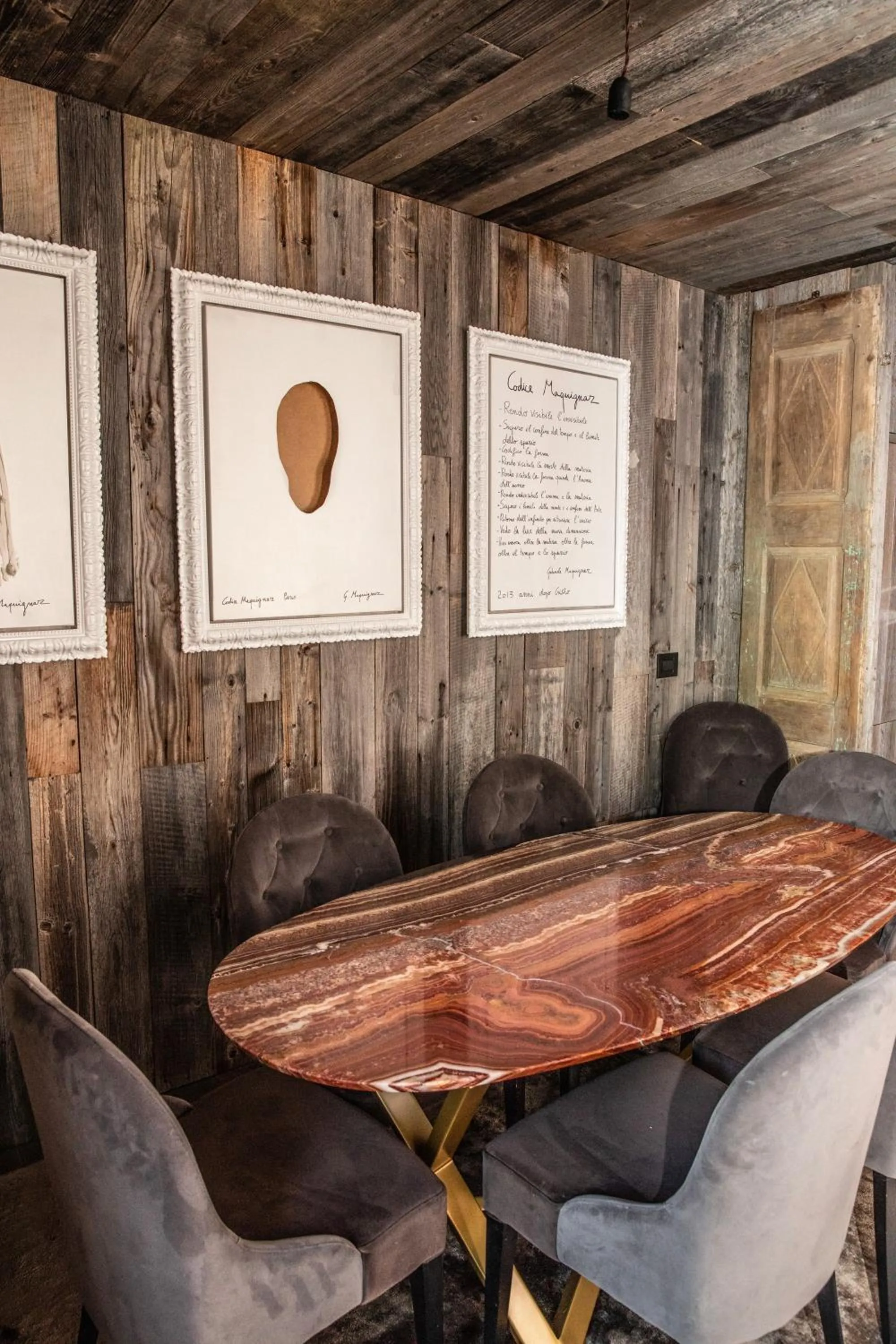 Dining area in Art Hotel Grivola