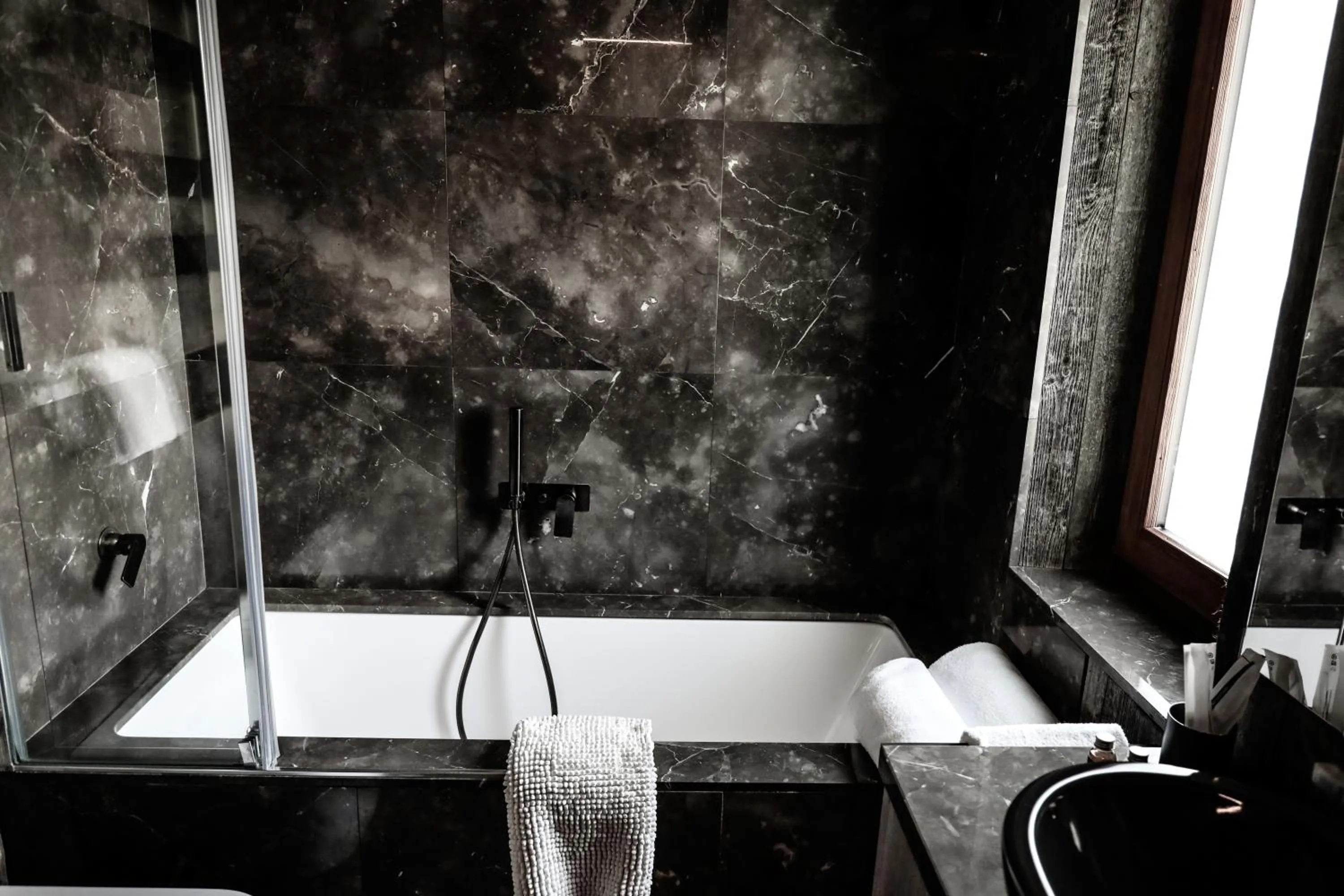 Bathroom in Art Hotel Grivola