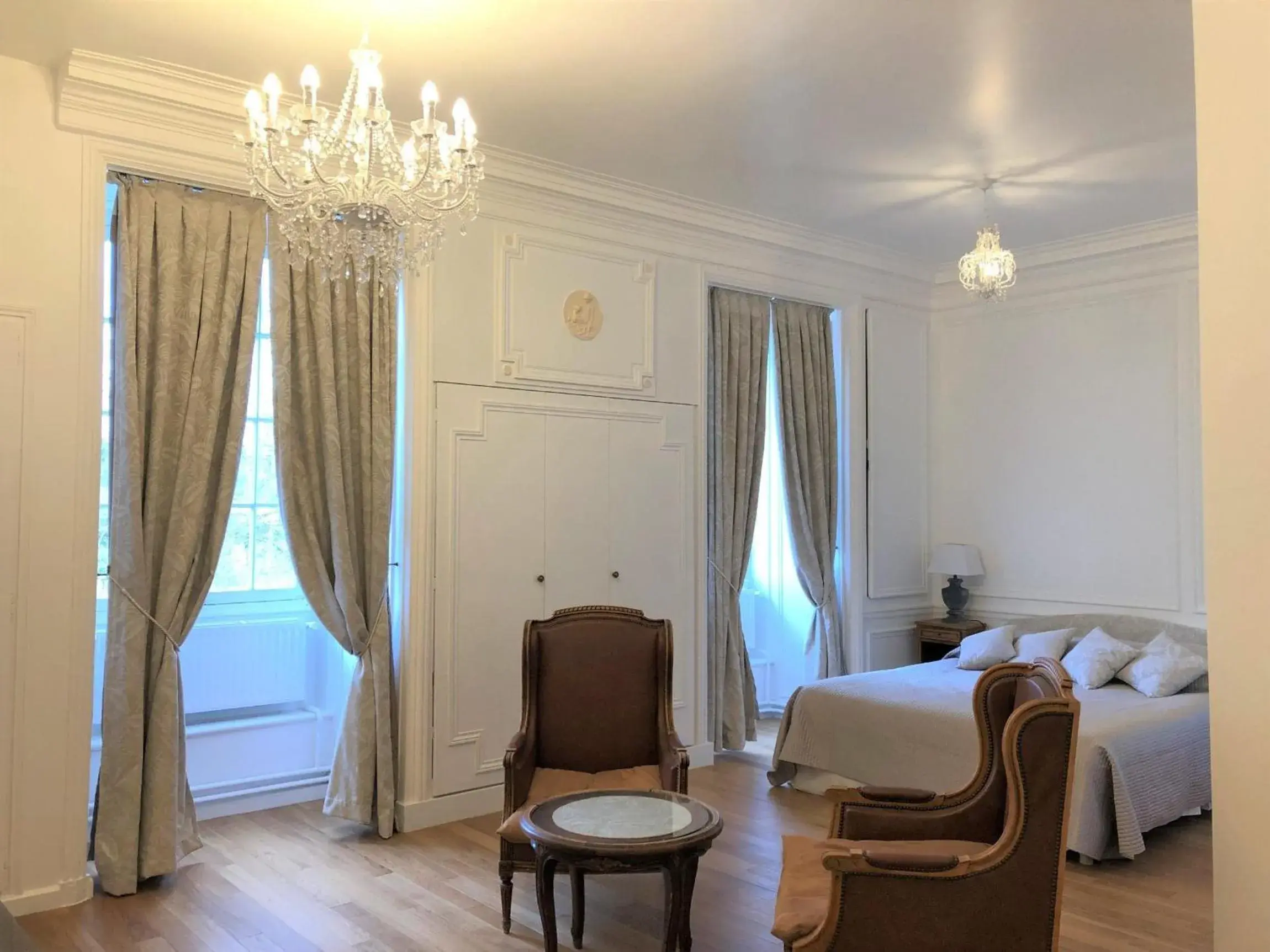 Suite Junior view Park in Château d'Ermenonville Suite Junior view Park in Château d'Ermenonville